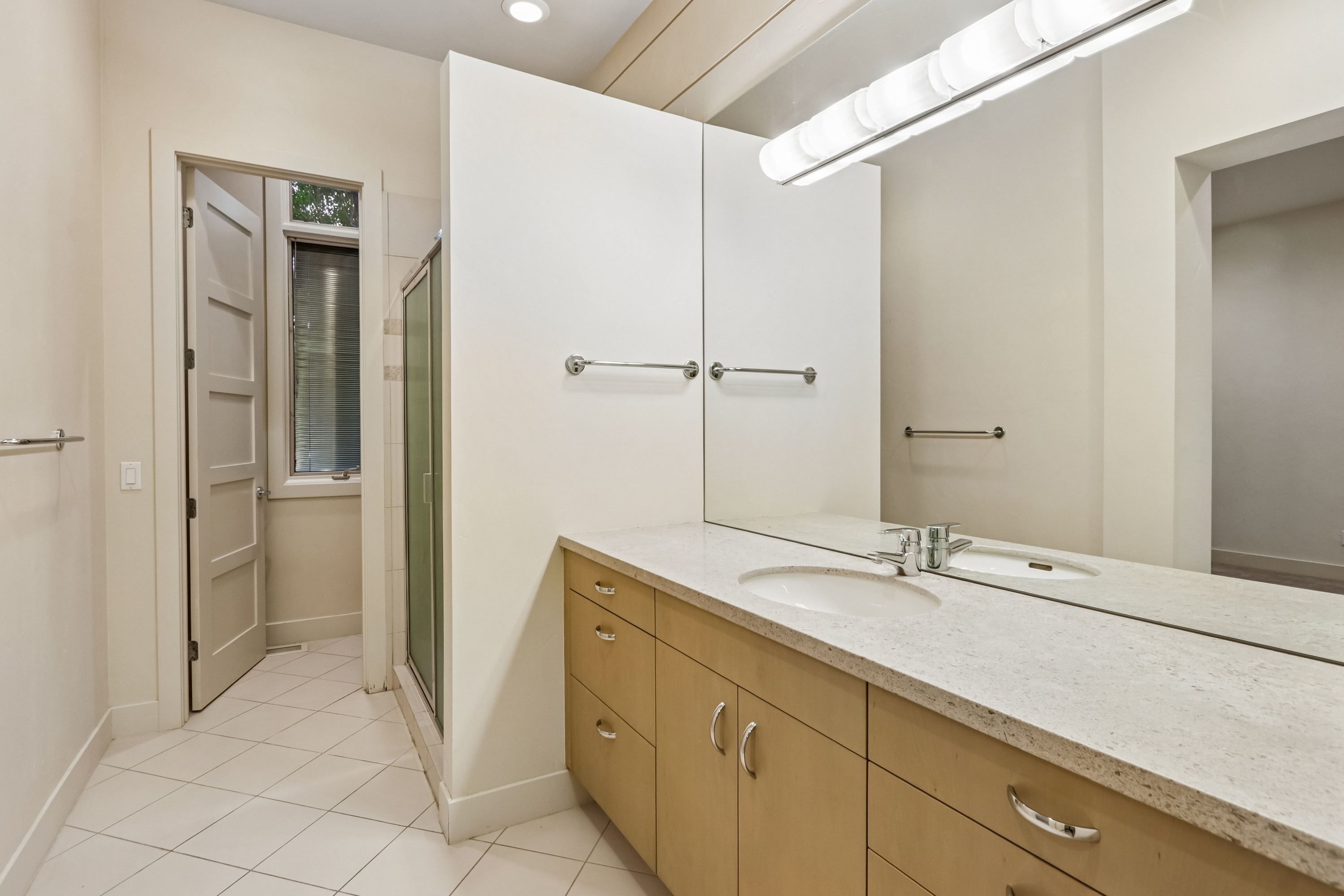 Photo 21 of 49 of 4986 S Fillmore Ct, Englewood, CO