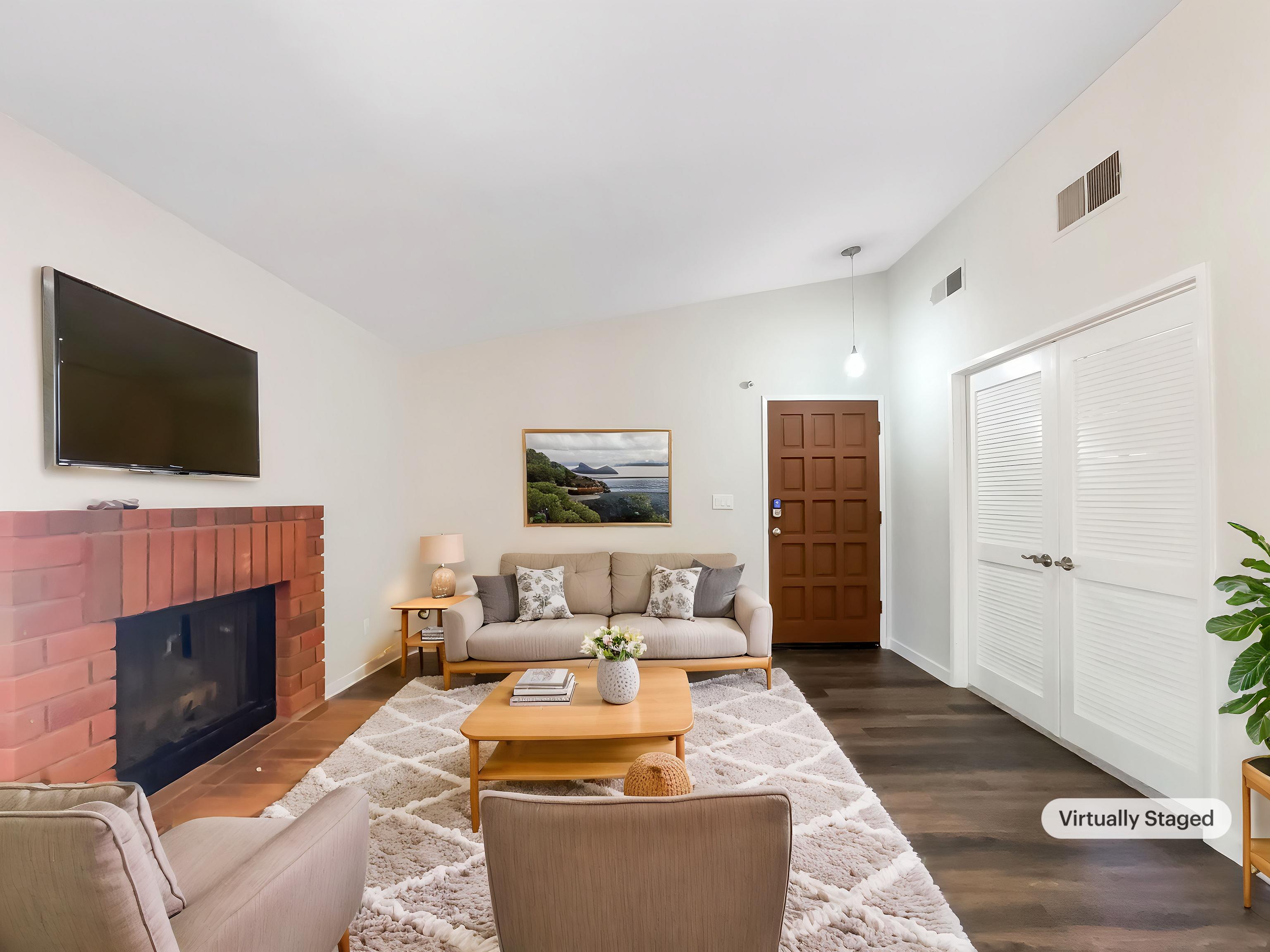 Photo 2 of 23 of 25922 Palomita Dr, Santa Clarita, CA