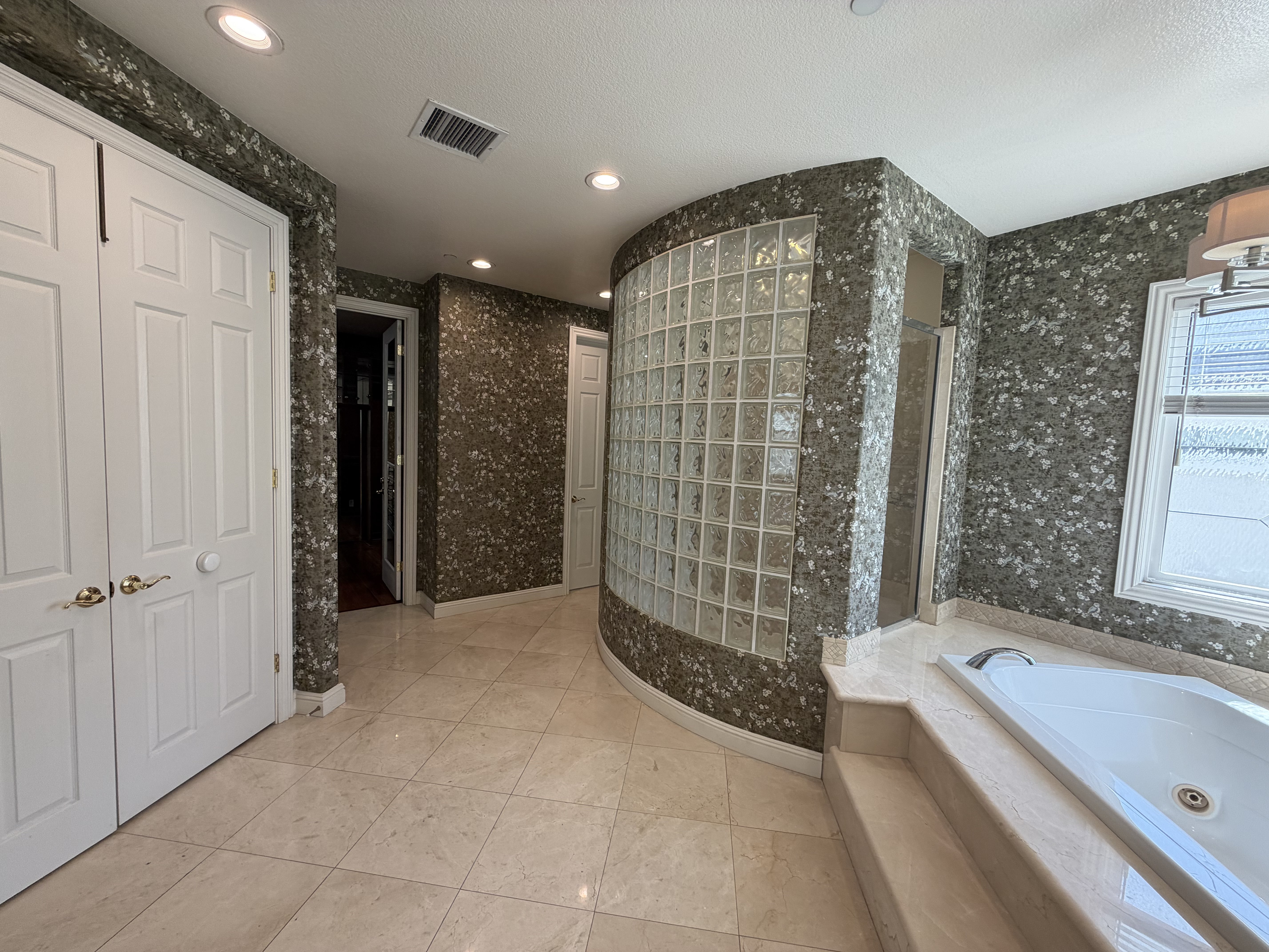 Photo 14 of 31 of 17109 Santa Cruz Ct, Yorba Linda, CA