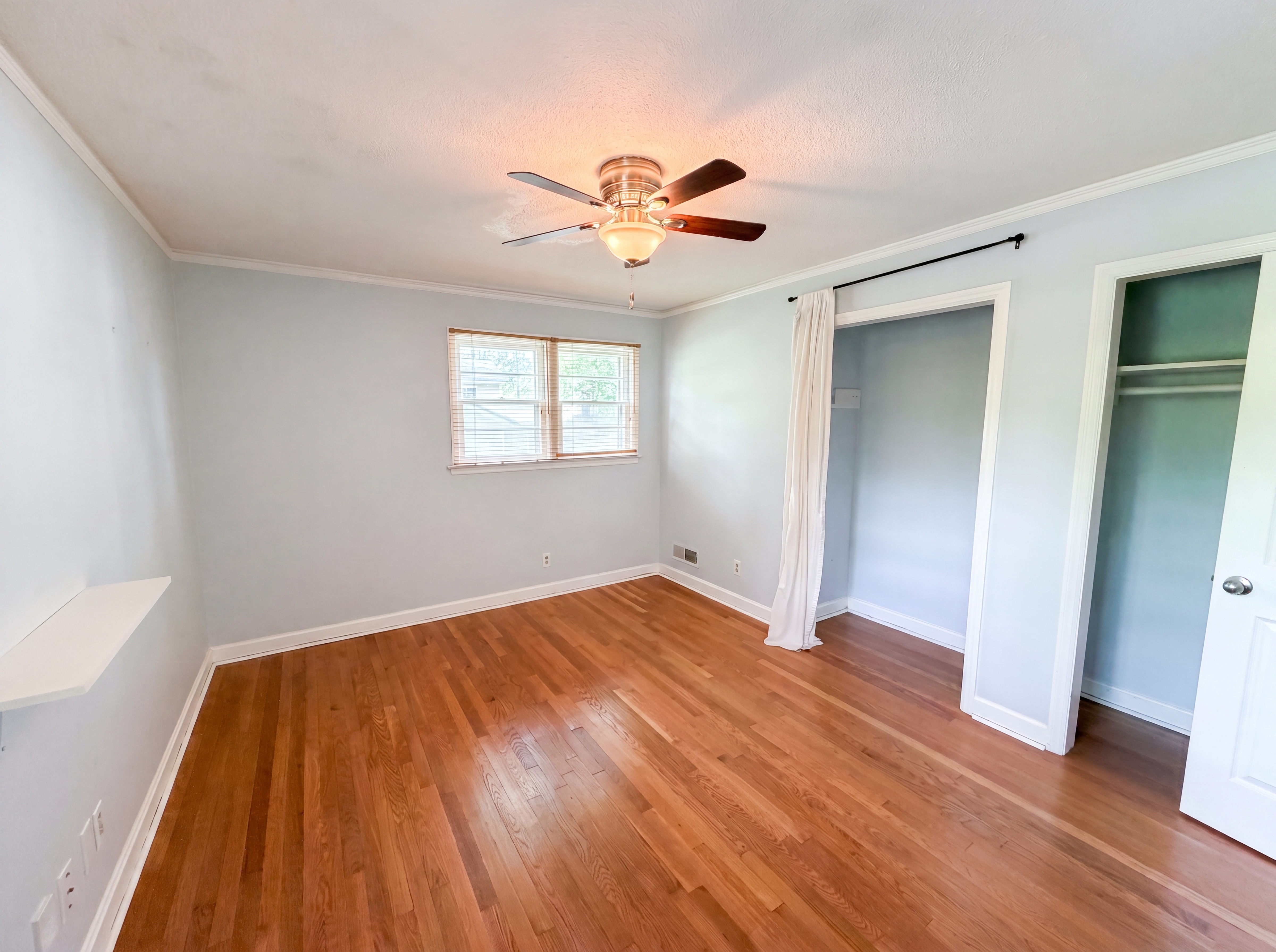 Photo 4 of 23 of 6456 Yorkshire Dr, Columbia, SC