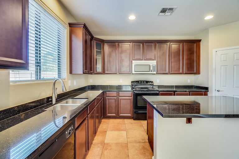Photo 7 of 22 - 2344 W Melody Dr, Phoenix, AZ 85041