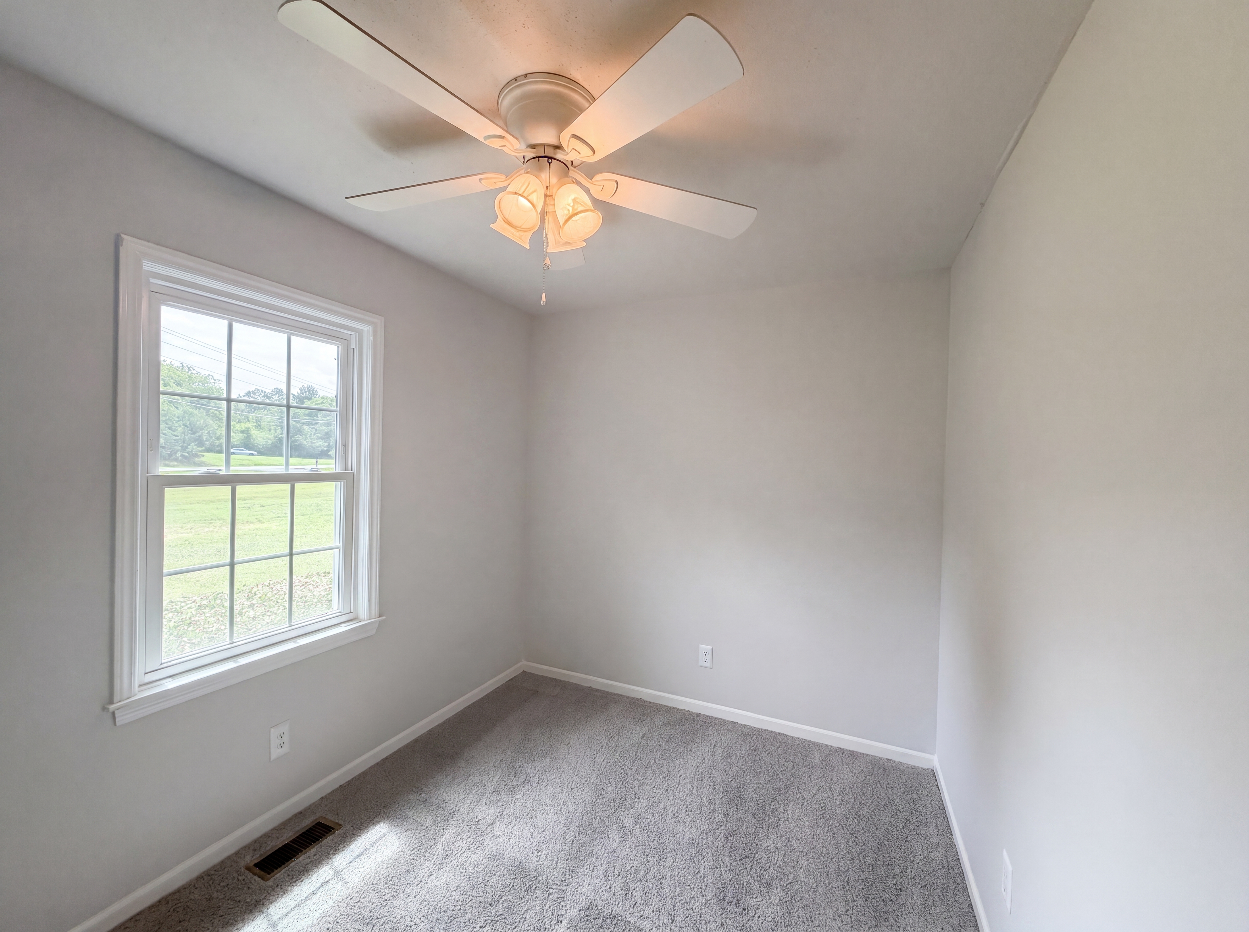 Photo 7 of 17 of 1804 Gade Bryant Rd, Moncure, NC