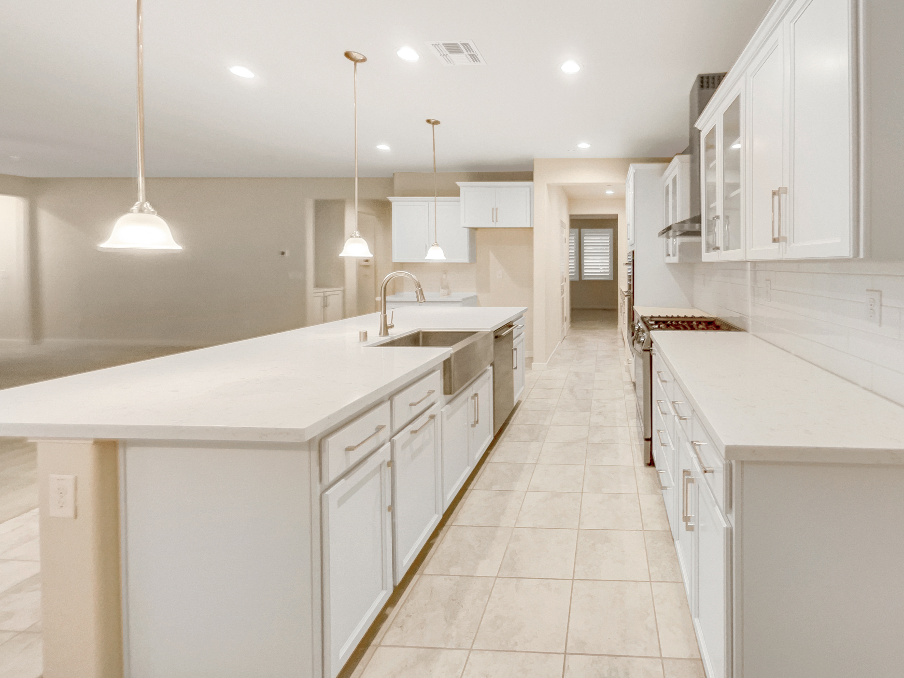 Photo 14 of 32 of 692 Atherton Way, Plumas Lake, CA