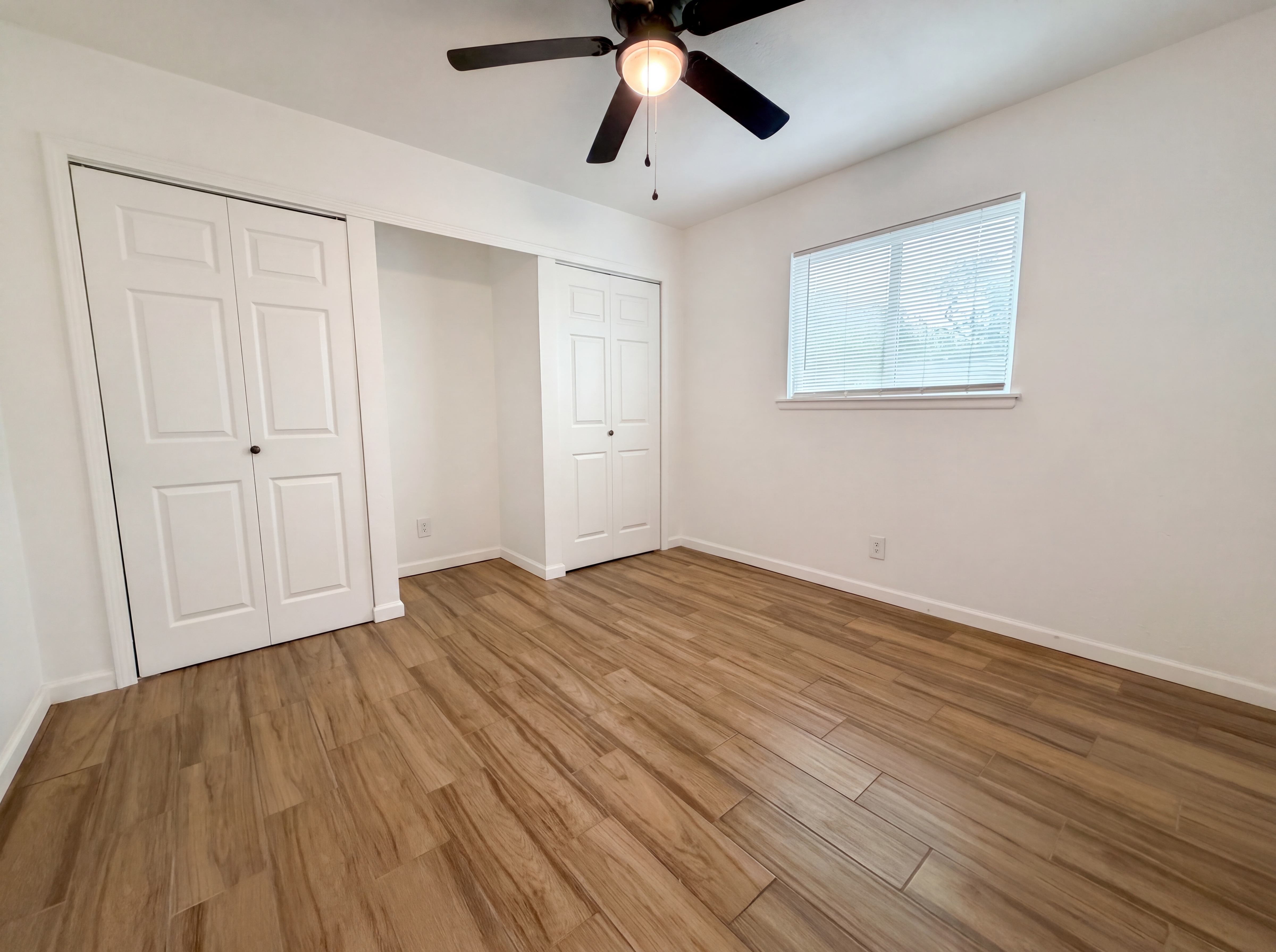 Photo 4 of 16 of 3702 Autumn Ln, San Antonio, TX