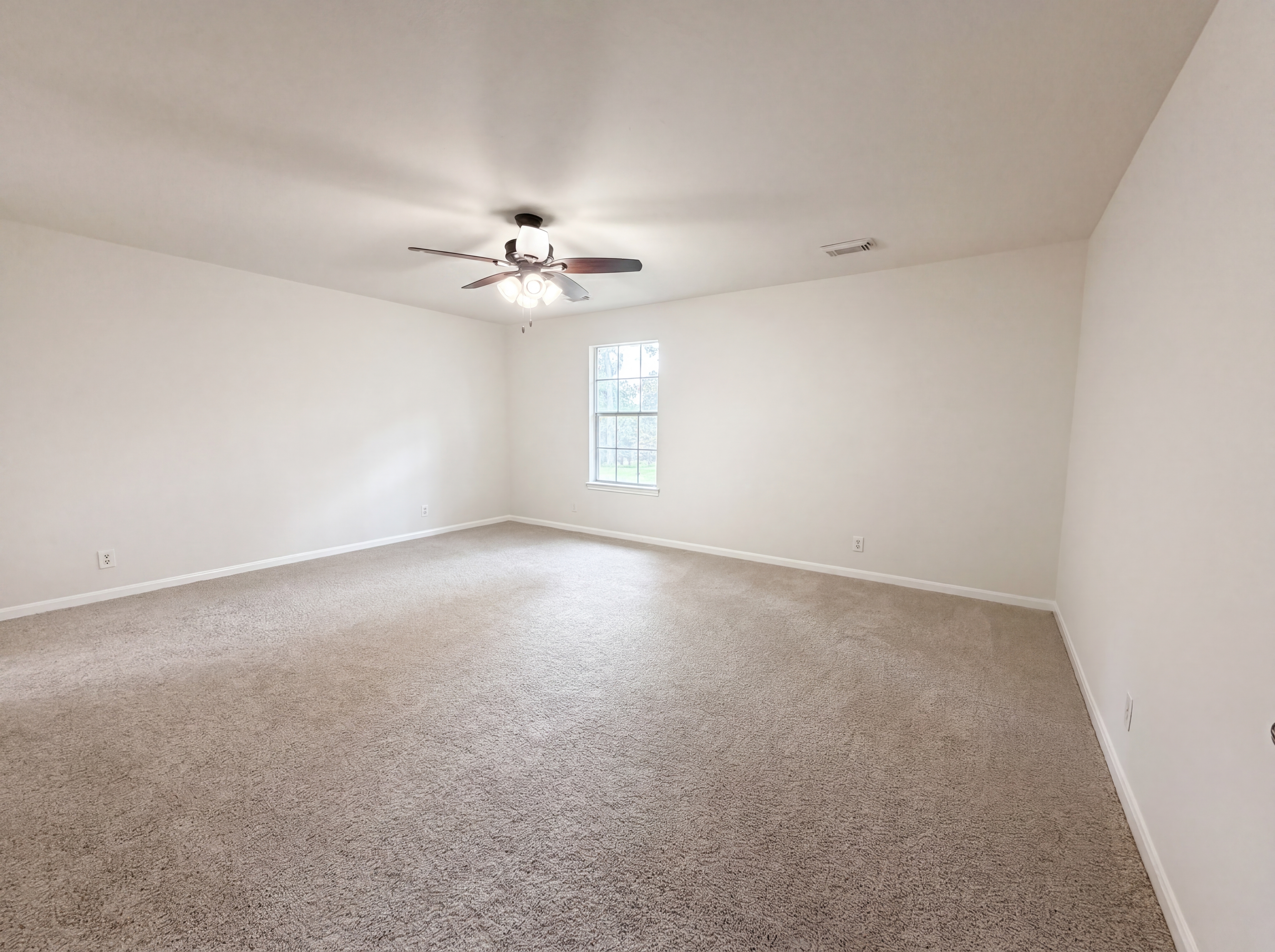 Photo 16 of 23 of 17518 Rustington Dr, Spring, TX
