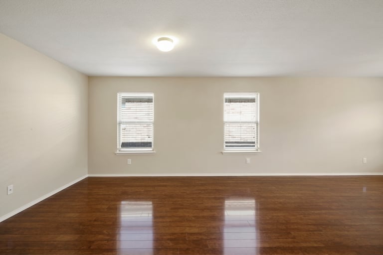 Photo 3 of 26 - 6008 Saddle Flap Dr, Fort Worth, TX 76179
