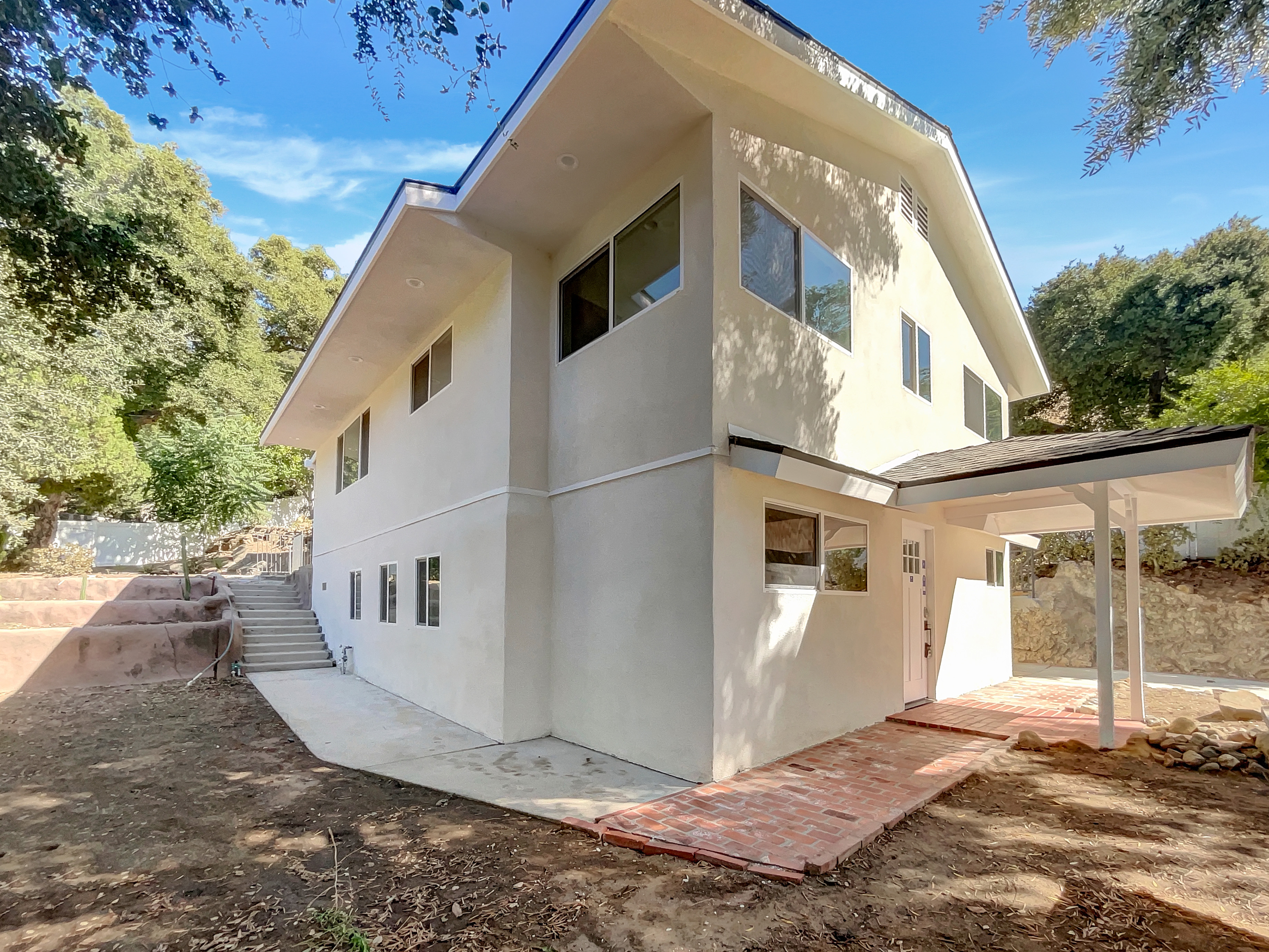 Photo 10 of 25 of 6440 Clear Springs Rd, Simi Valley, CA