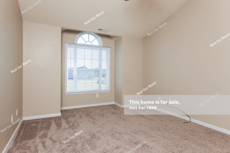 Photo 10 of 24 - 4 Stratus Ln, Clayton, NC 27520