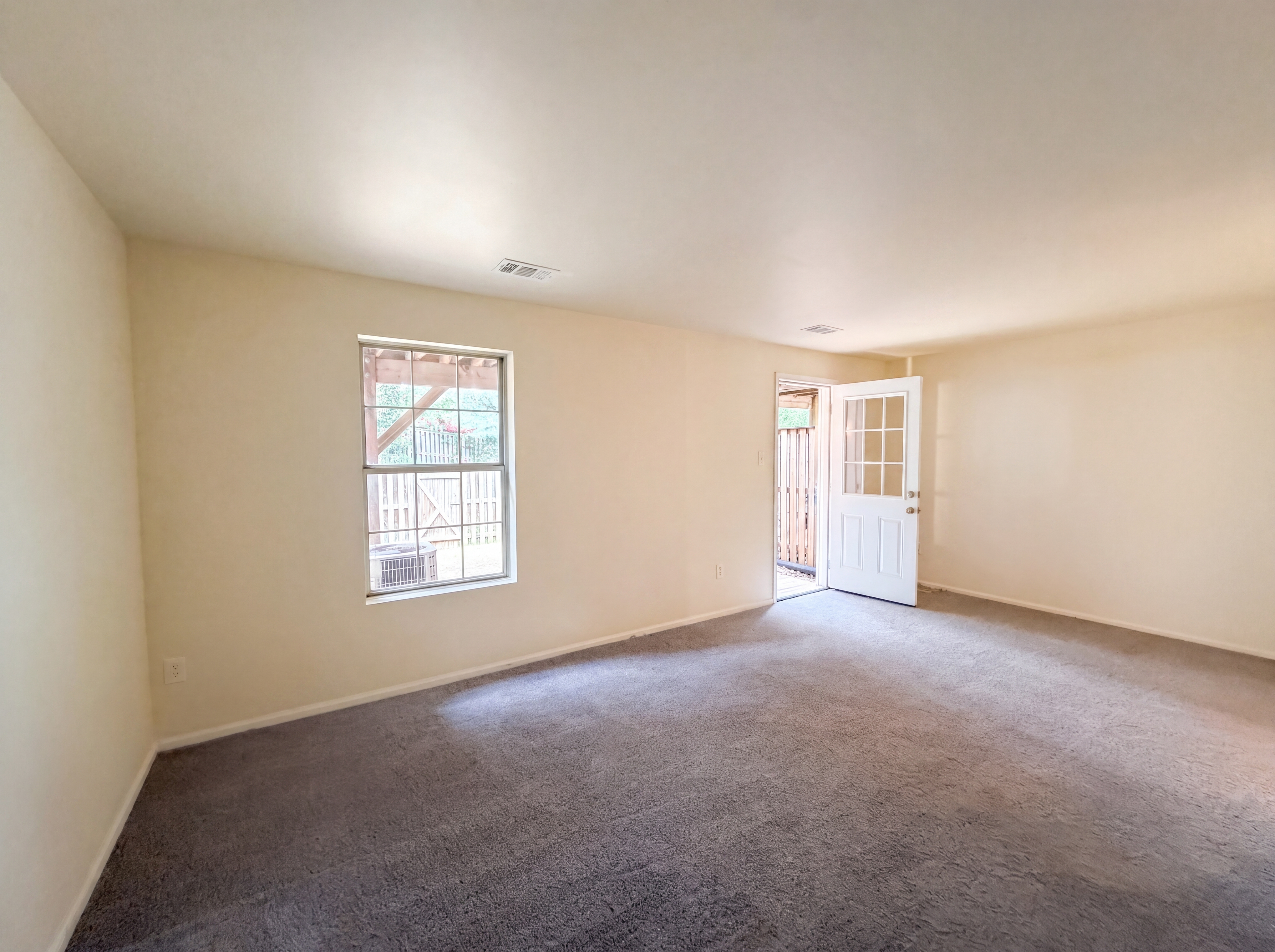 Photo 20 of 53 of 8641 Centerton Ln, Manassas, VA