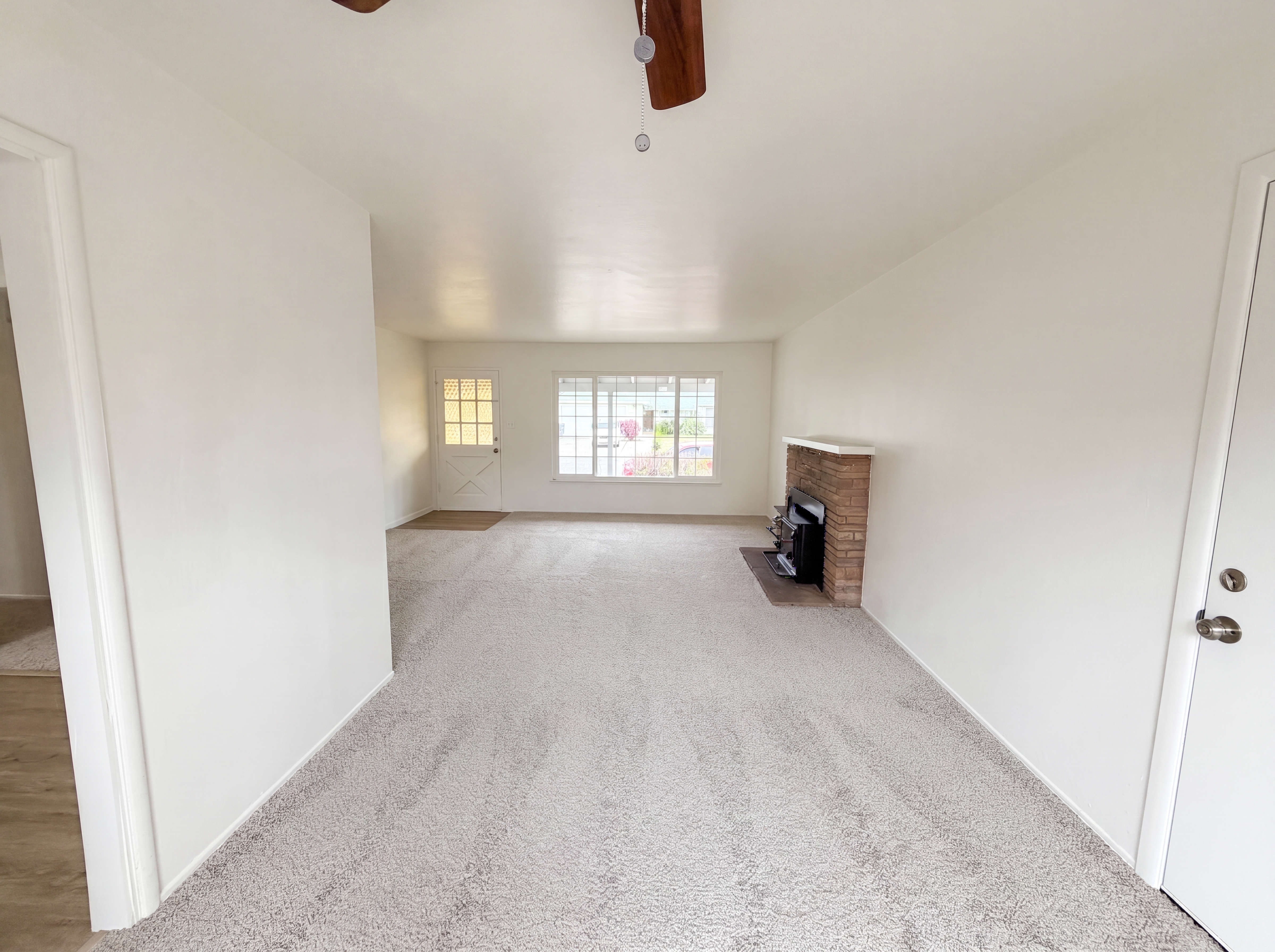 Photo 10 of 24 of 648 Lewis Ave, Yuba City, CA