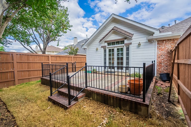 Photo 7 of 25 - 4203 Capstone Dr, Carrollton, TX 75010