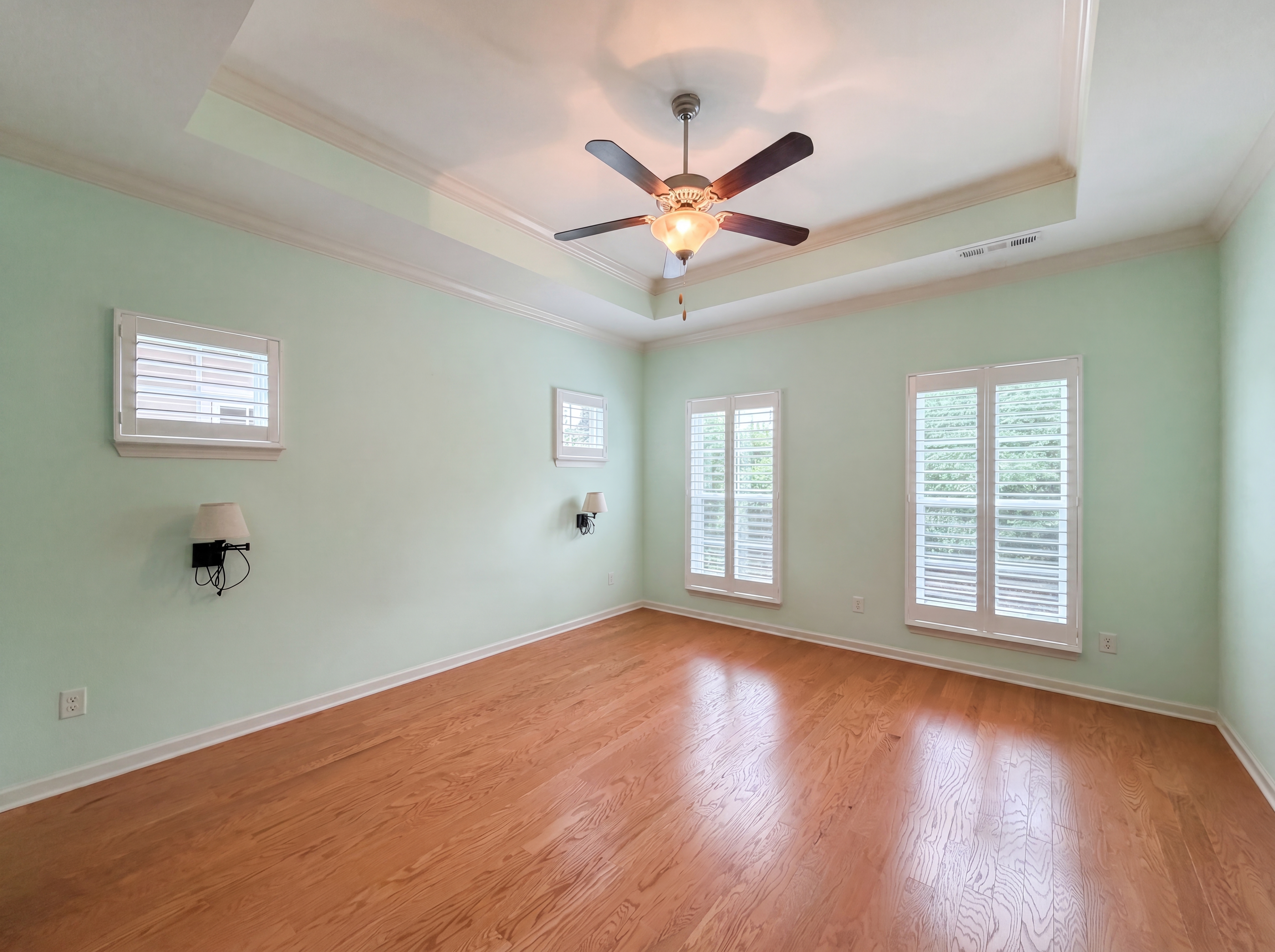Photo 8 of 15 of 2530 Walpole Ln, Columbia, TN