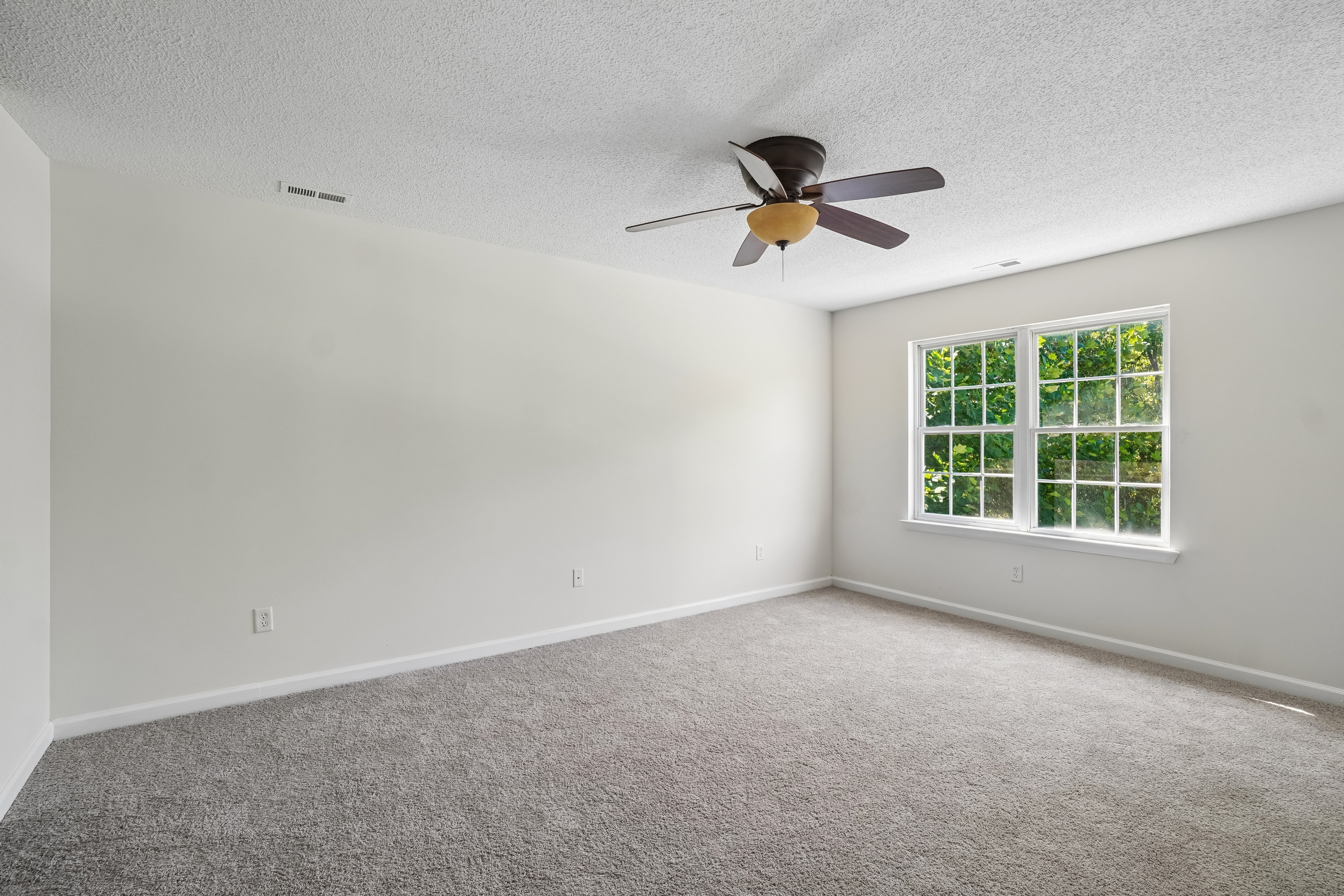 Photo 43 of 65 of 124 Karla Cir, Hendersonville, NC