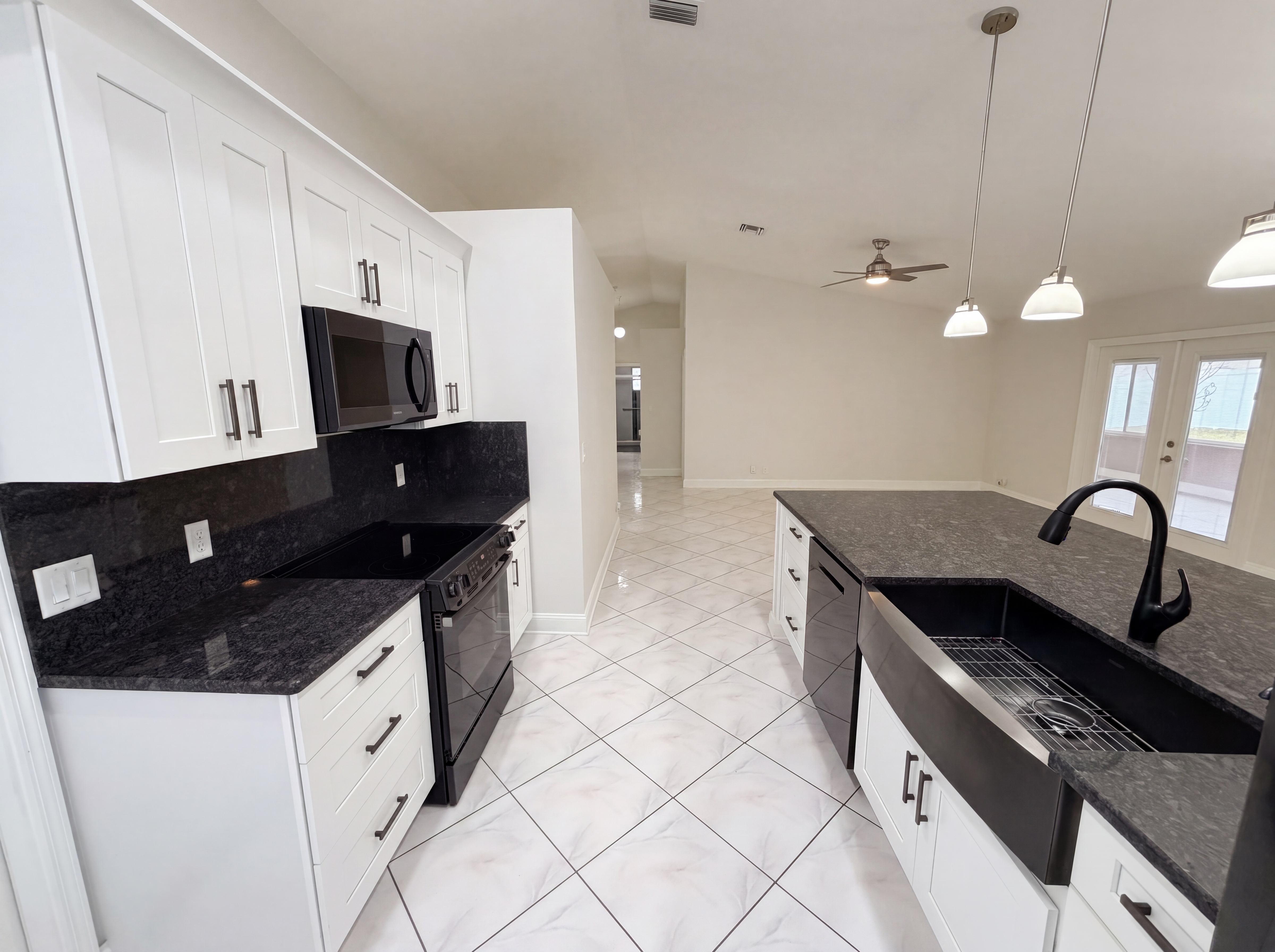 Photo 2 of 28 of 4614 Zoltan Dr, Titusville, FL