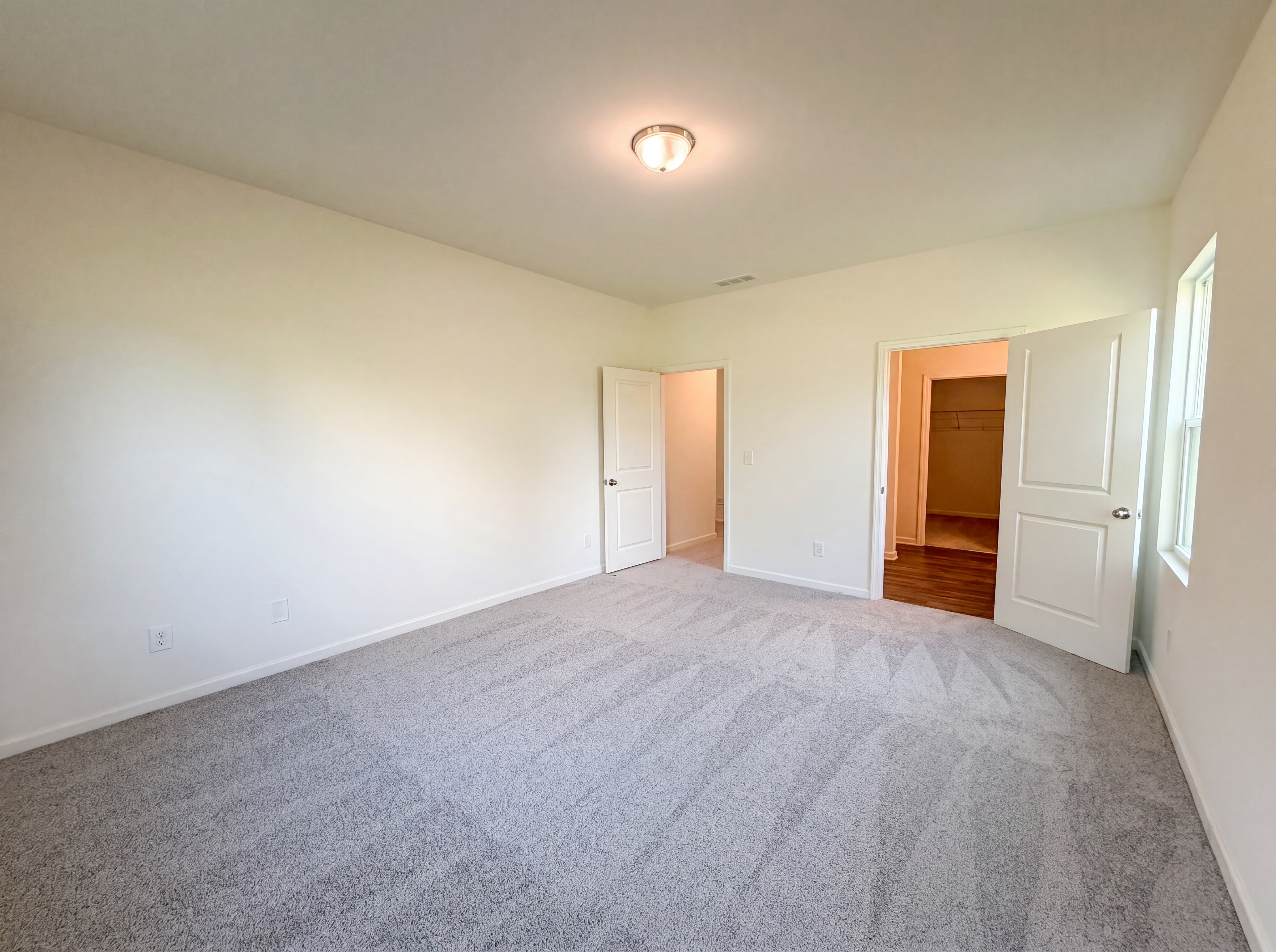 Photo 4 of 31 of 118 Sorrento Dr NW, Cartersville, GA