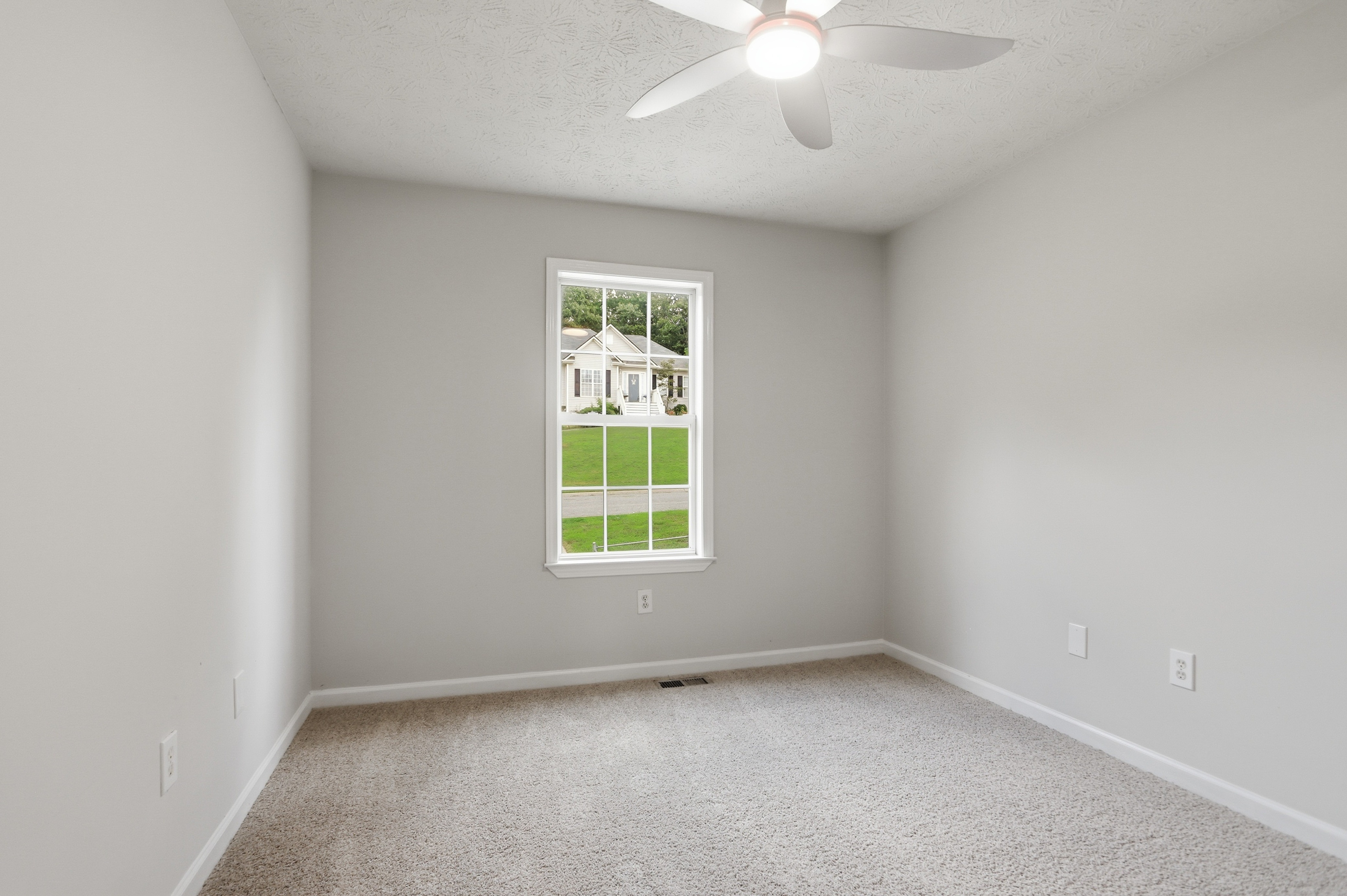 Photo 10 of 31 of 31 Stiles Ct SW, Cartersville, GA