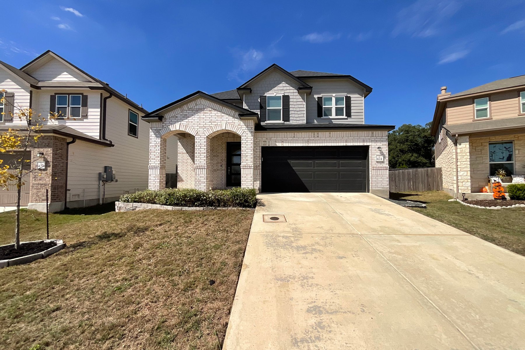 Photo 1 of 424 Sambar Bay Dr