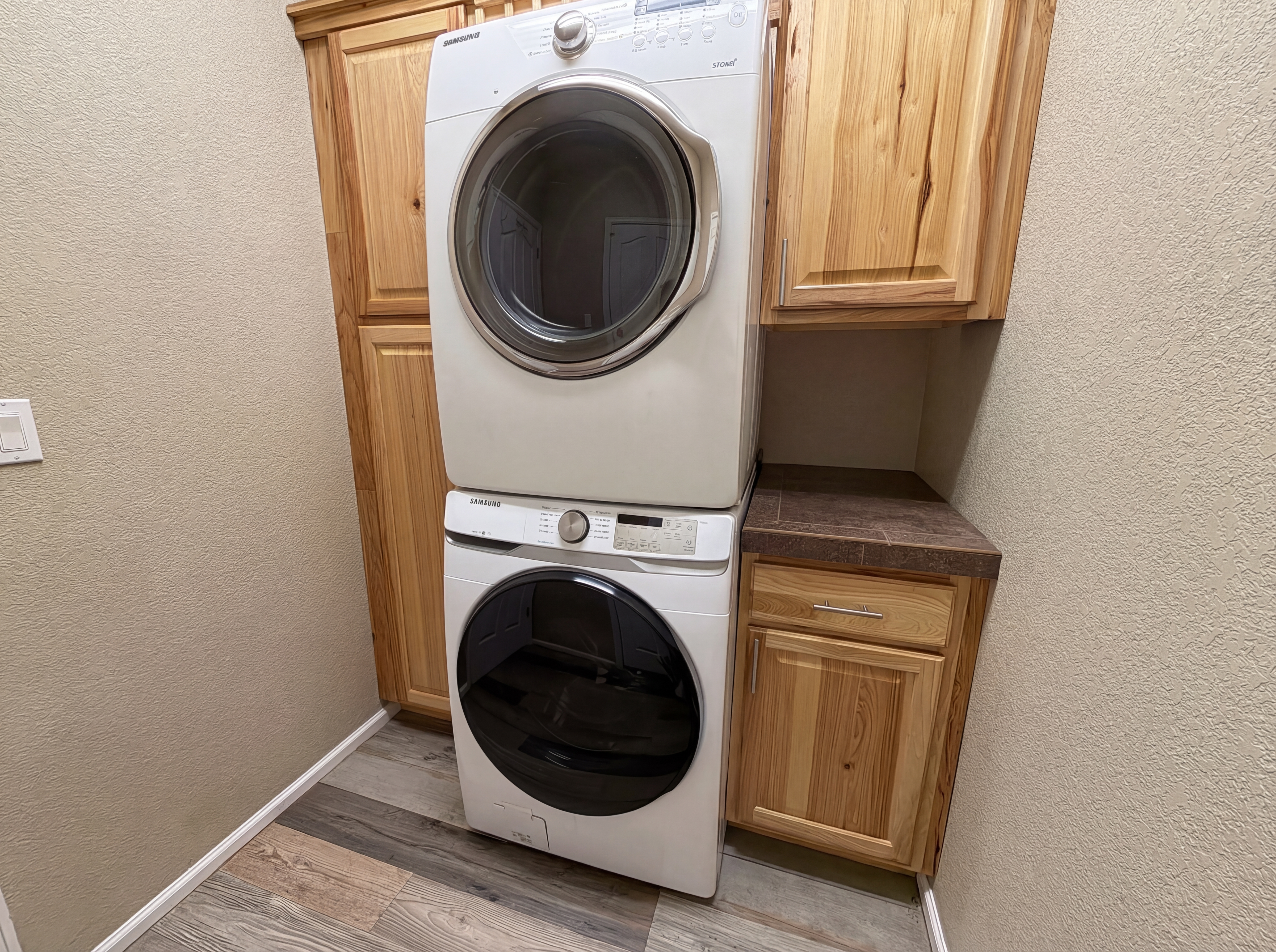 Photo 31 of 36 of 10049 Southlawn Cir, Commerce City, CO