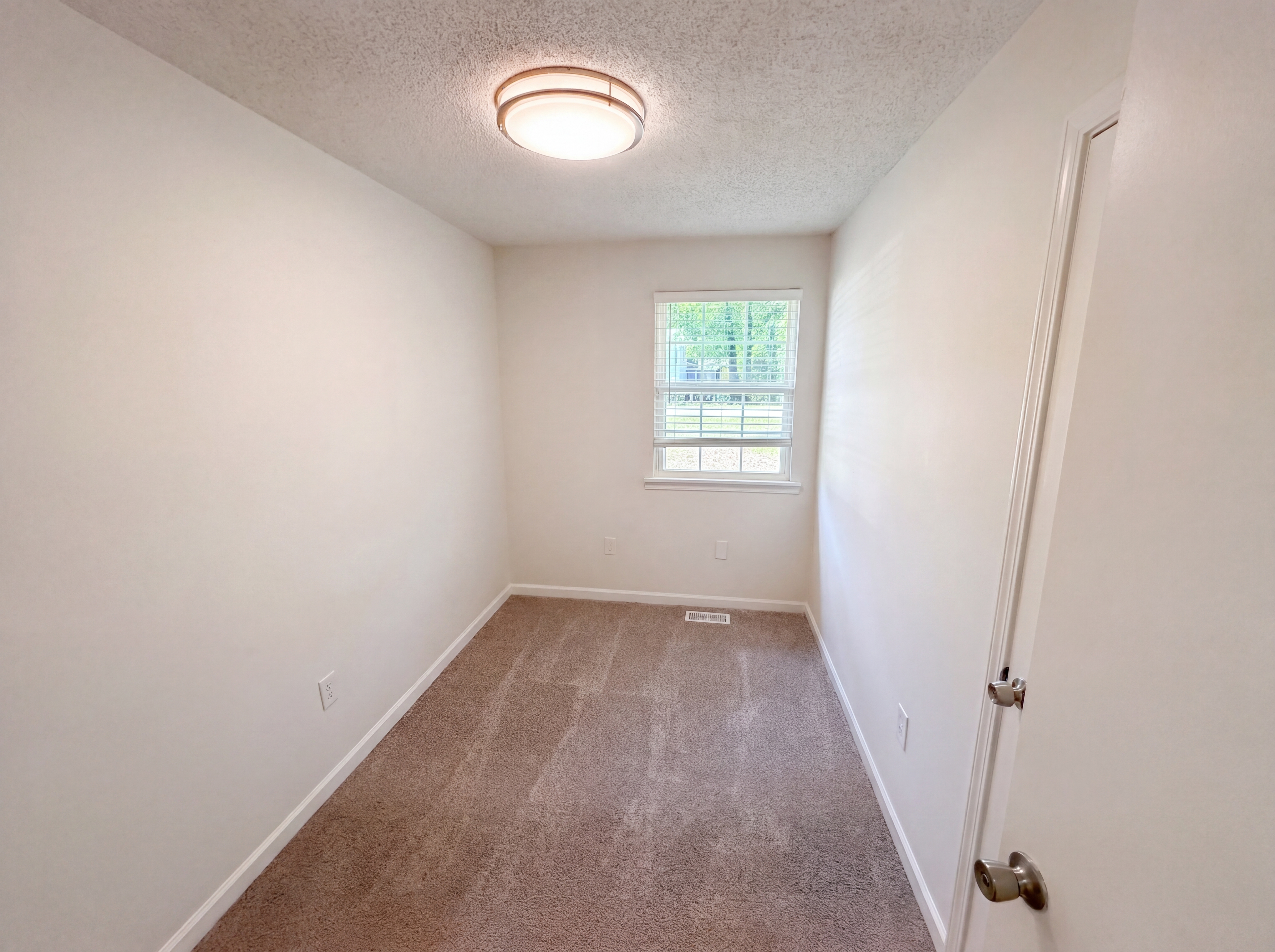 Photo 10 of 22 of 3000 Wilkes Plantation Way, Douglasville, GA
