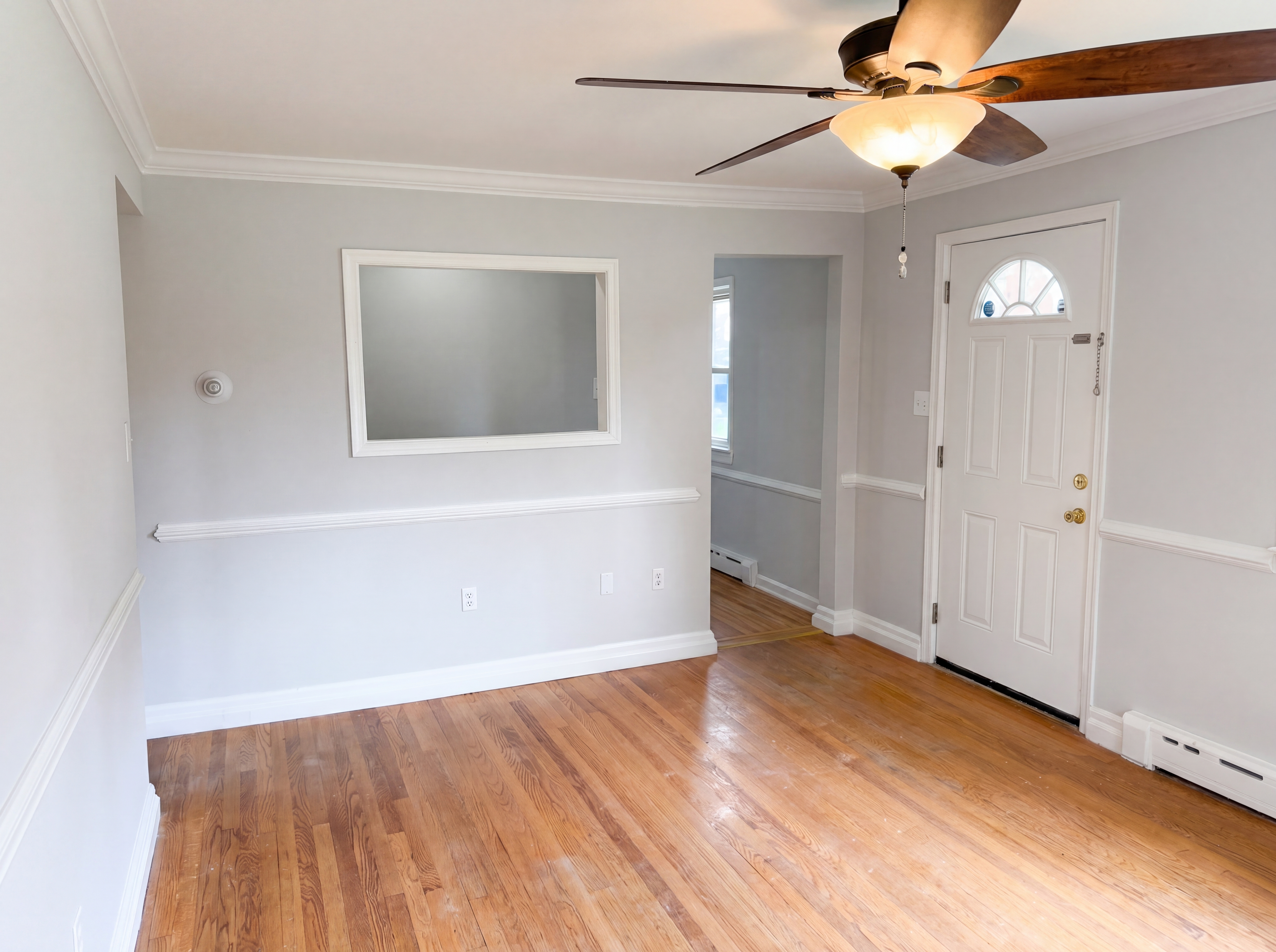 Photo 7 of 19 of 420 Manassas Ave, Front Royal, VA