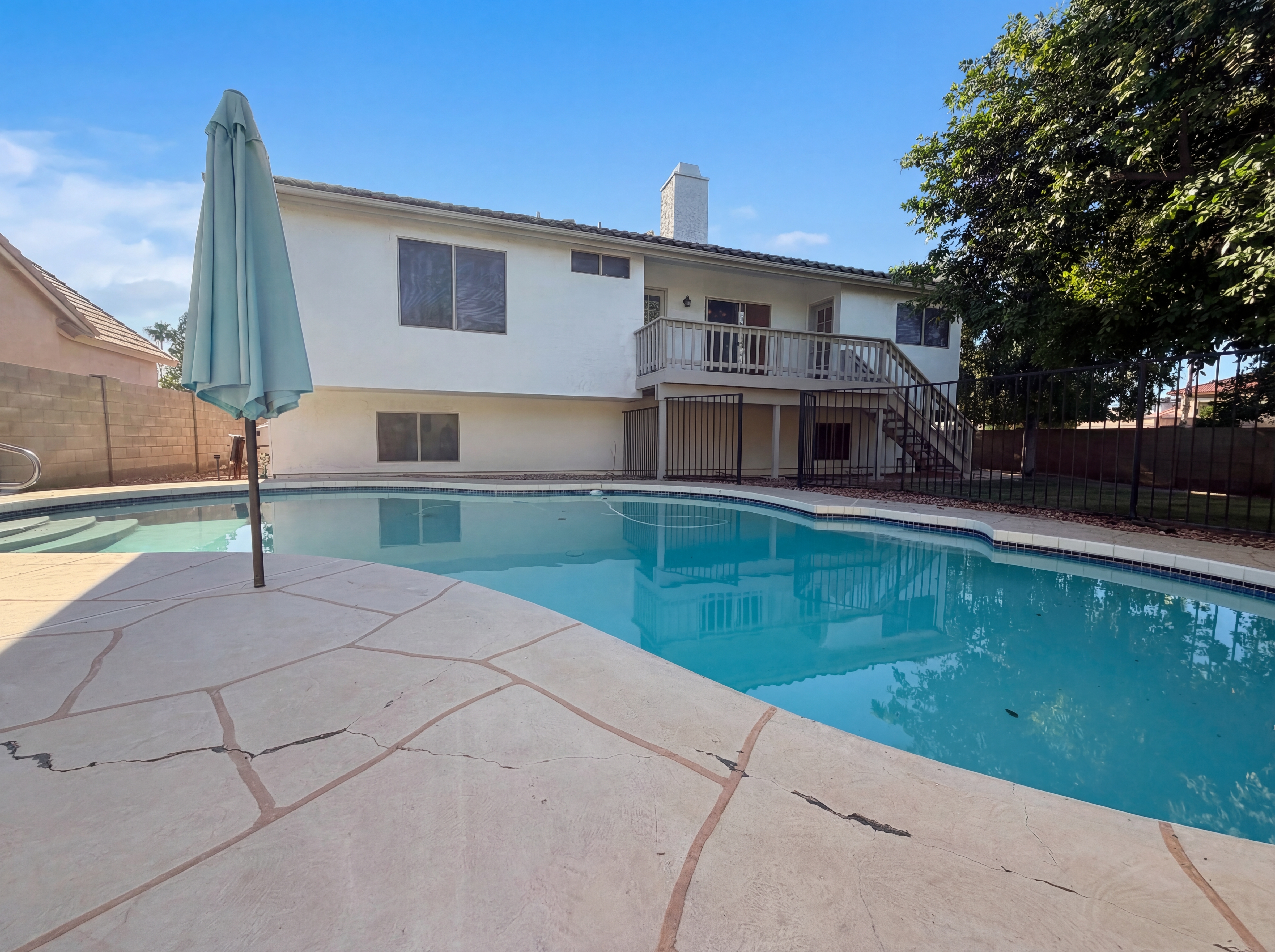 Photo 5 of 37 of 6764 W Piute Ave, Glendale, AZ