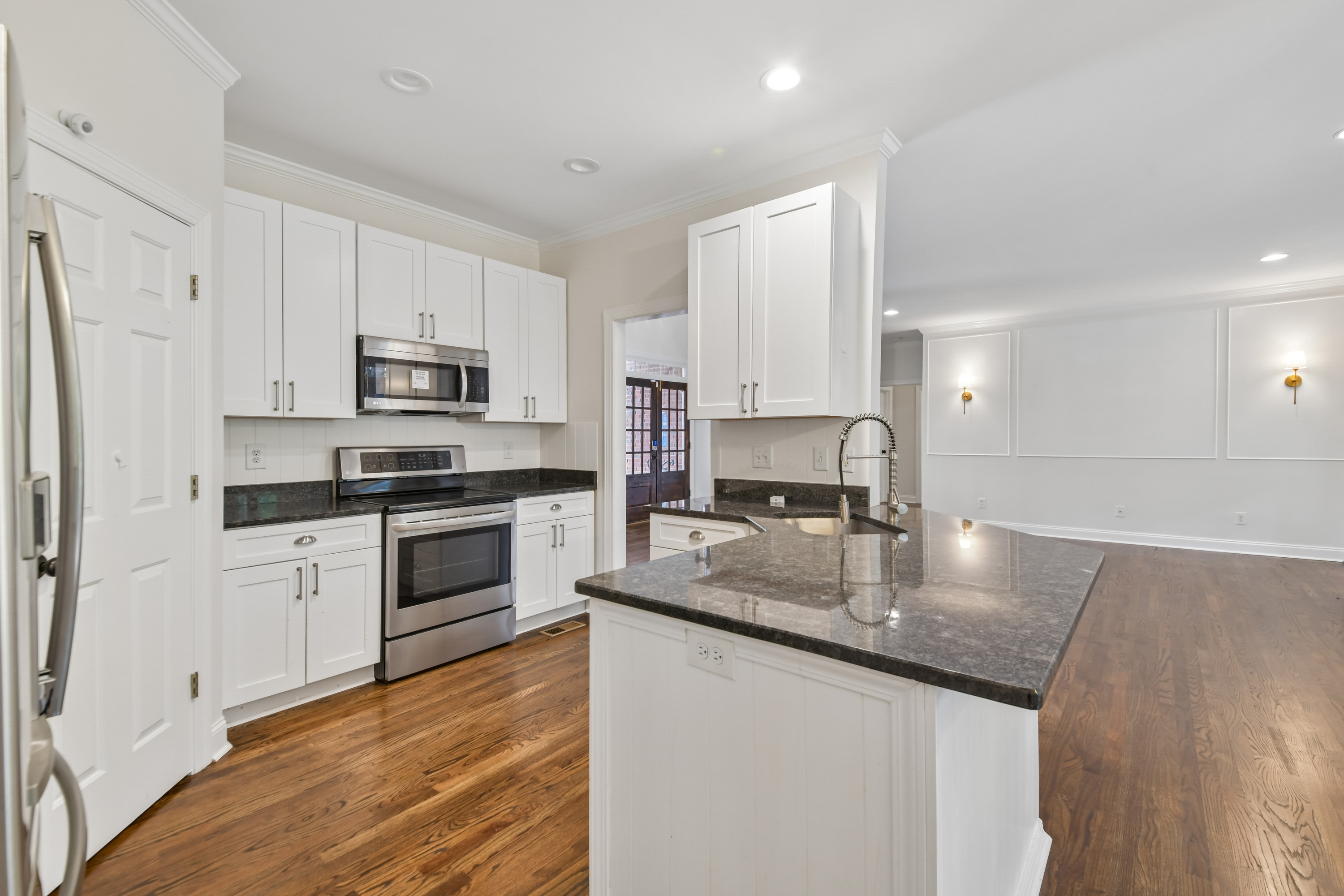 Photo 34 of 56 of 2298 Camden Dr SW, Marietta, GA