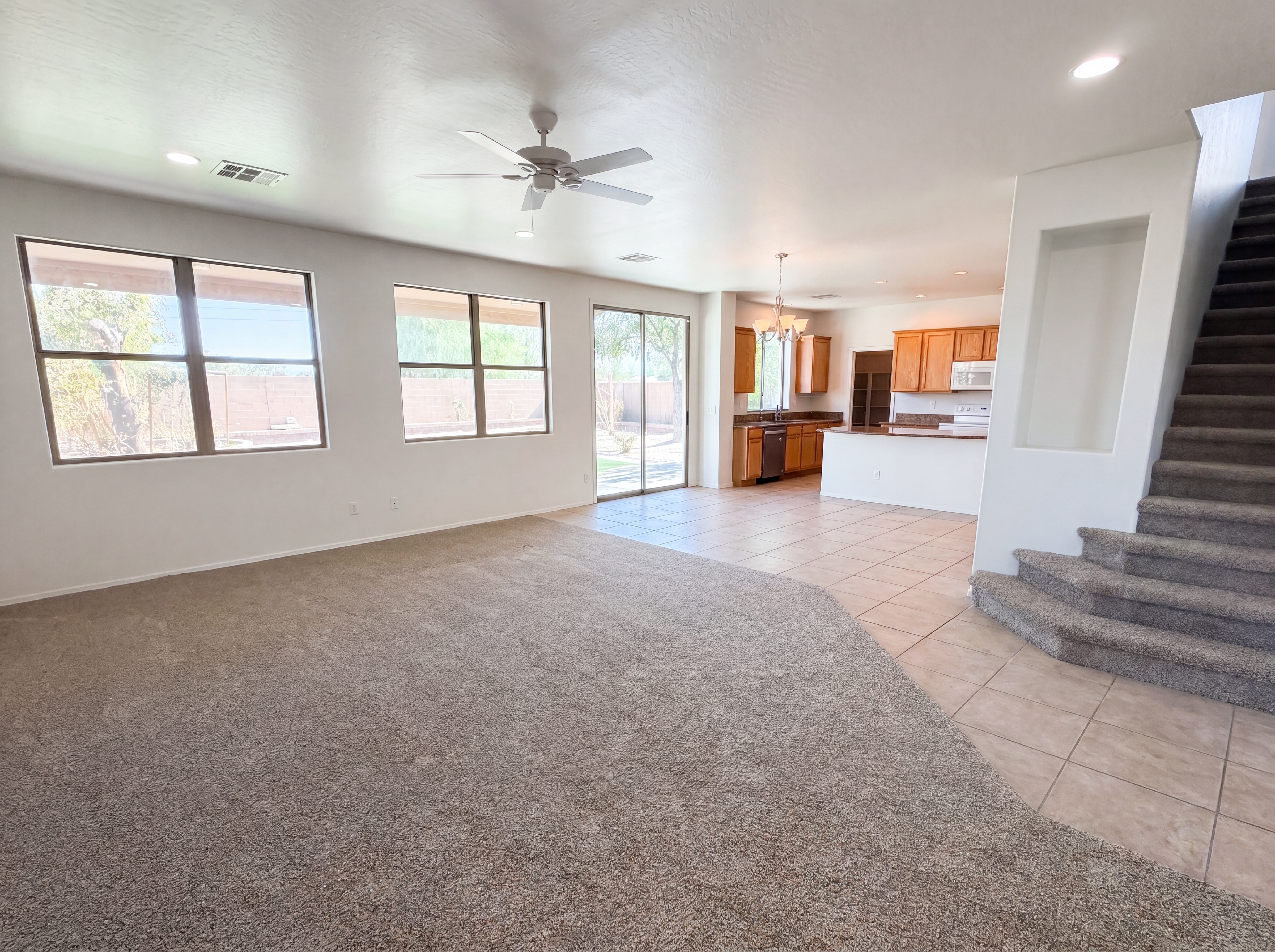 Photo 10 of 36 of 9029 W Yukon Dr, Peoria, AZ