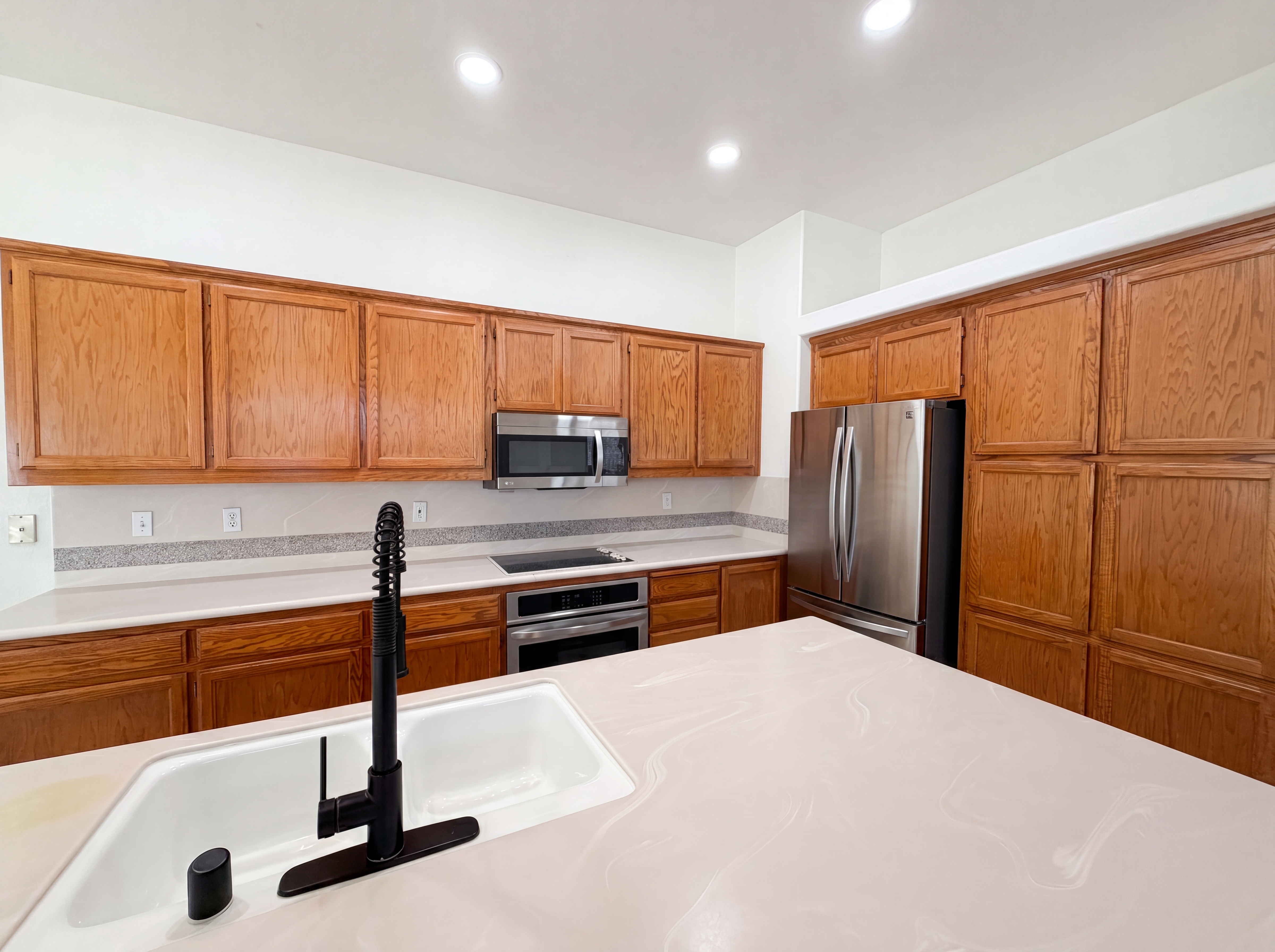 Photo 12 of 28 of 3309 Mokelumne Ct, Modesto, CA