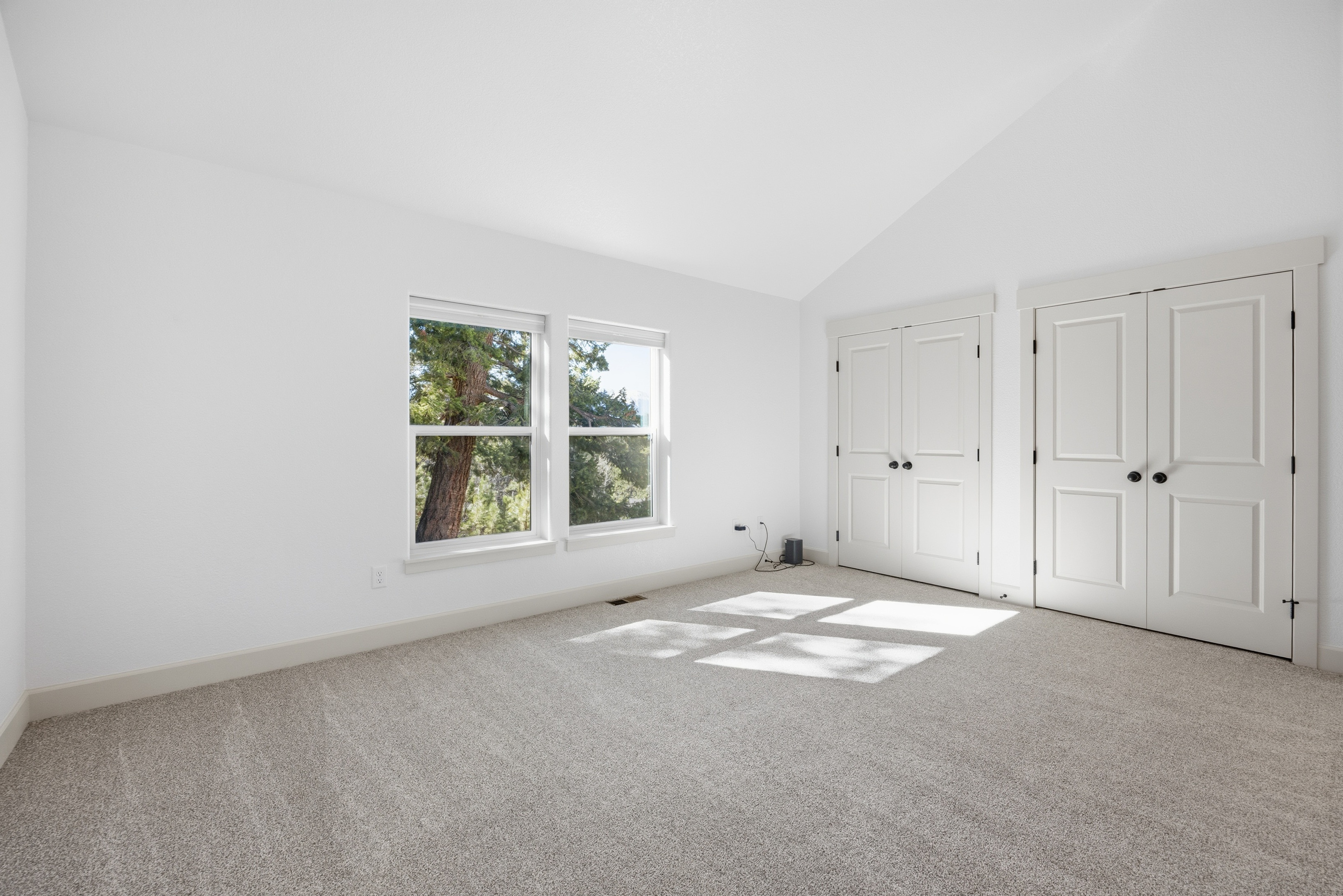 Photo 4 of 47 of 1015 Locklin Way, Woodland Park, CO