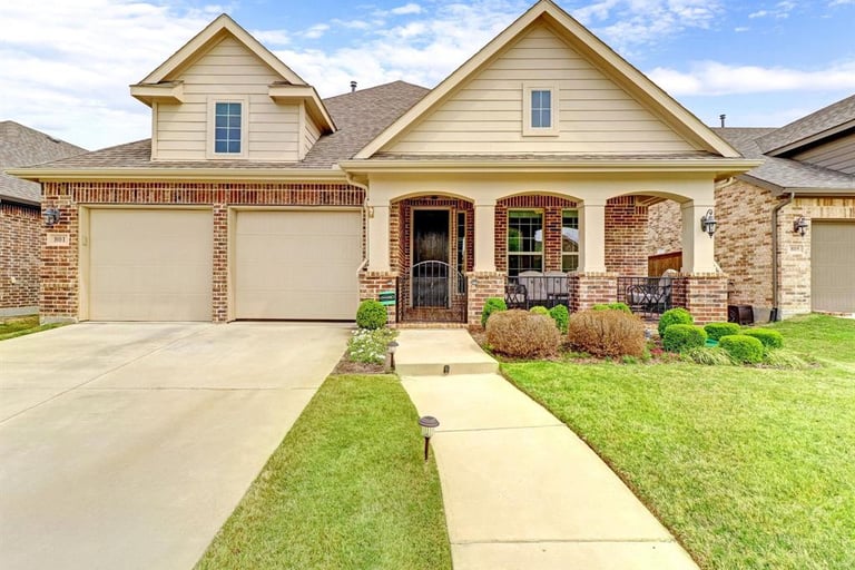 801 Louisville Rd, Aubrey, TX 76227 Opendoor