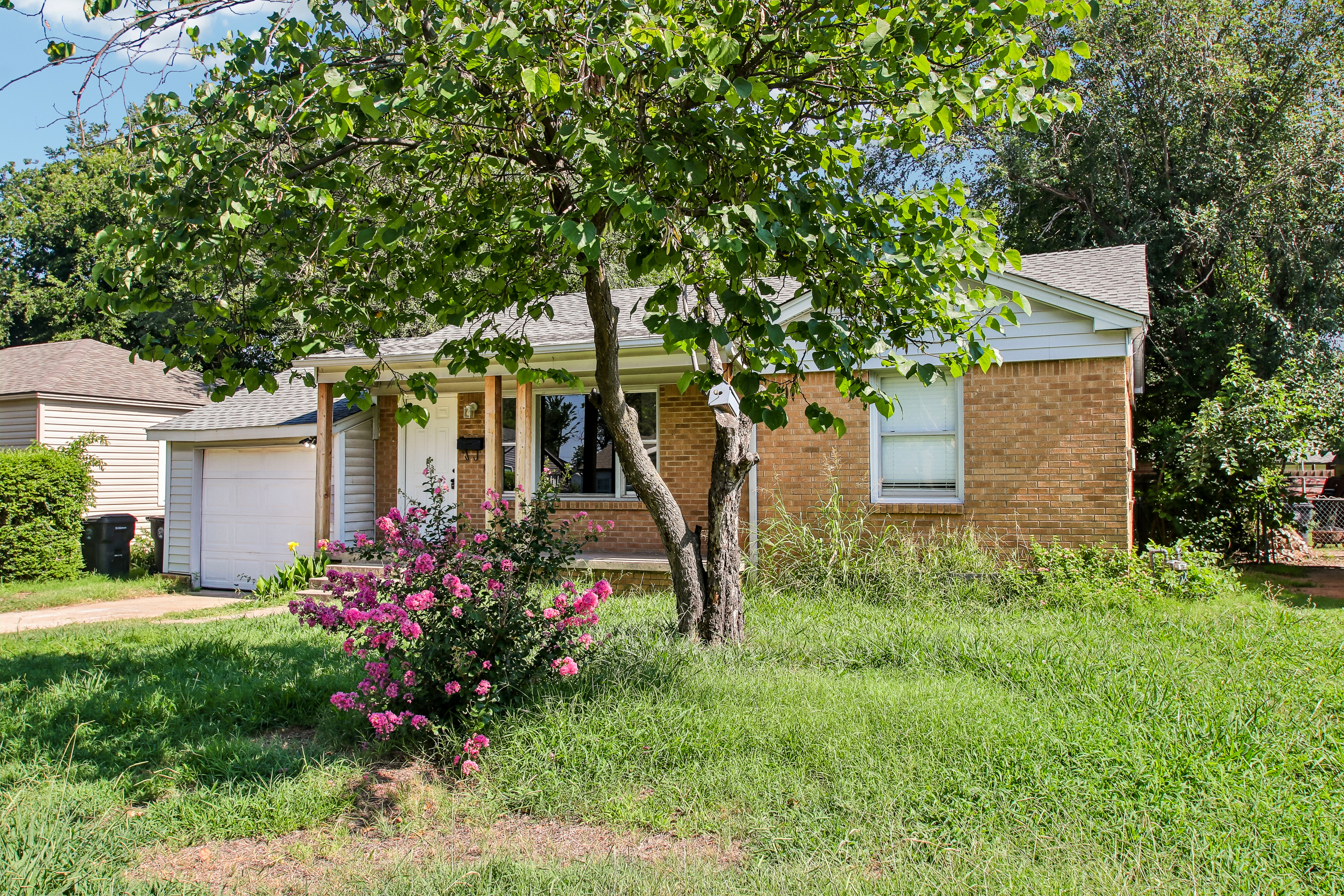 Photo 13 of 24 of 7211 NW 45th St, Bethany, OK
