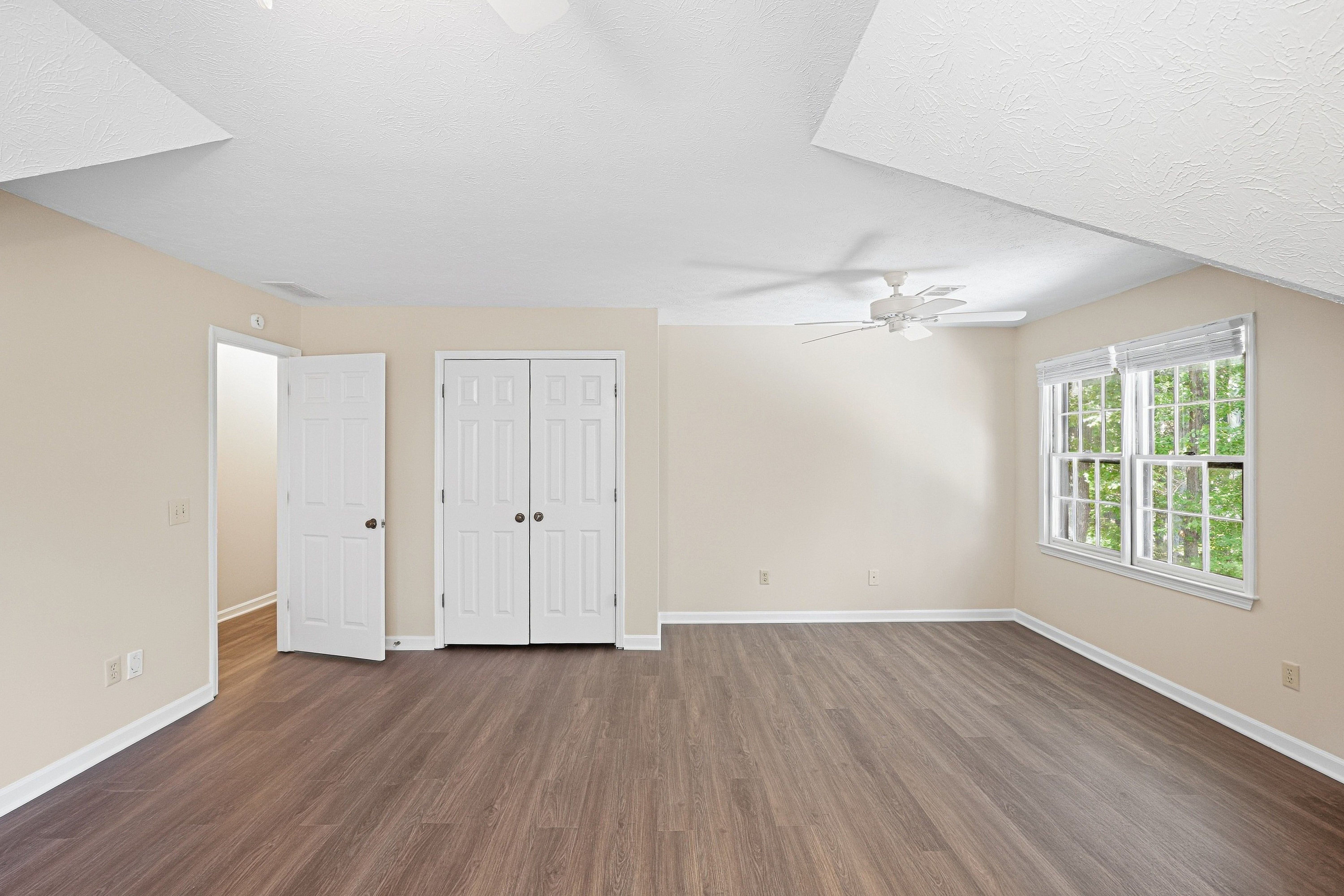 Photo 28 of 54 of 2360 Kimbrough Ct, Sandy Springs, GA