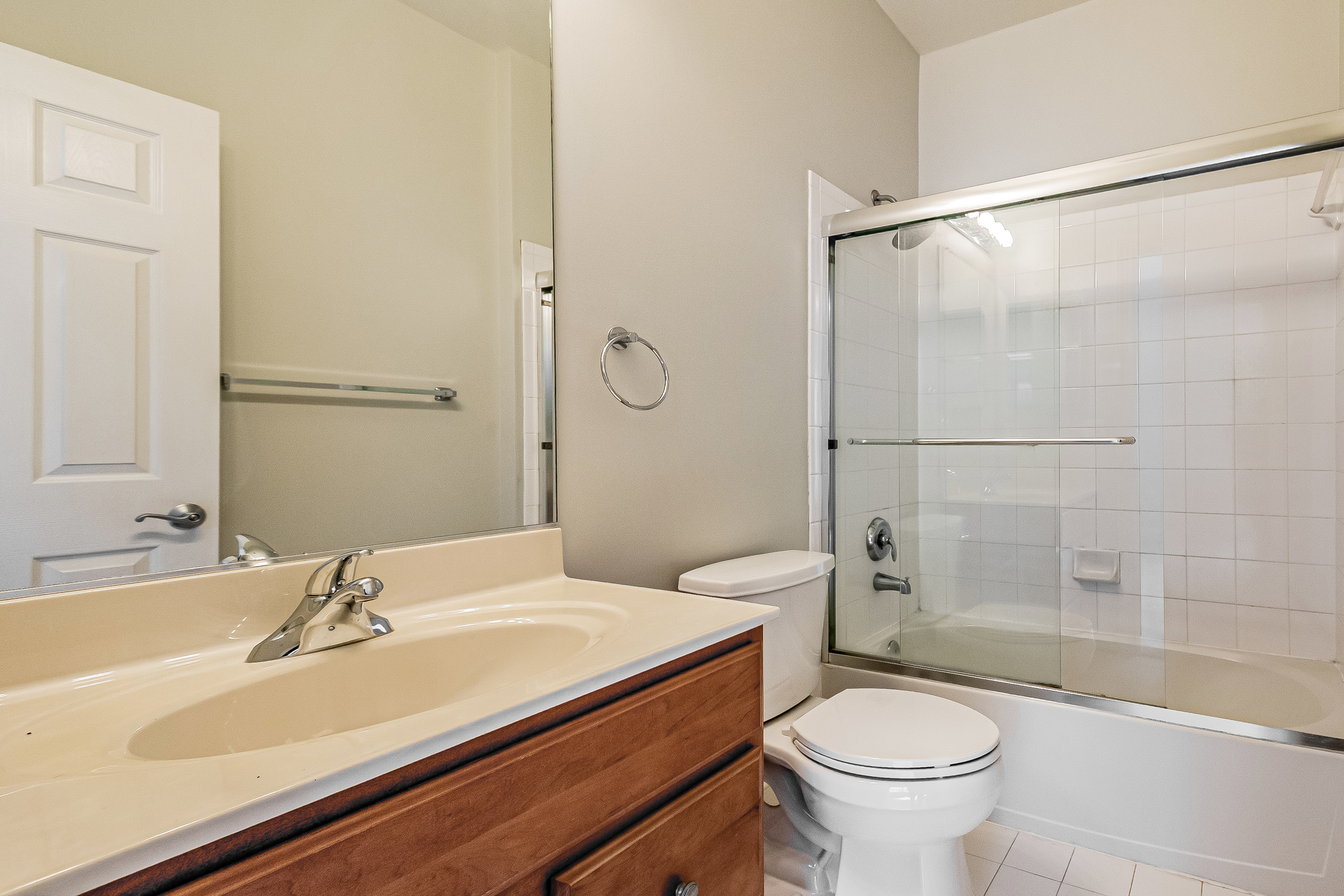 Photo 11 of 24 of 10132 Middlebrooks Ter, Nokesville, VA