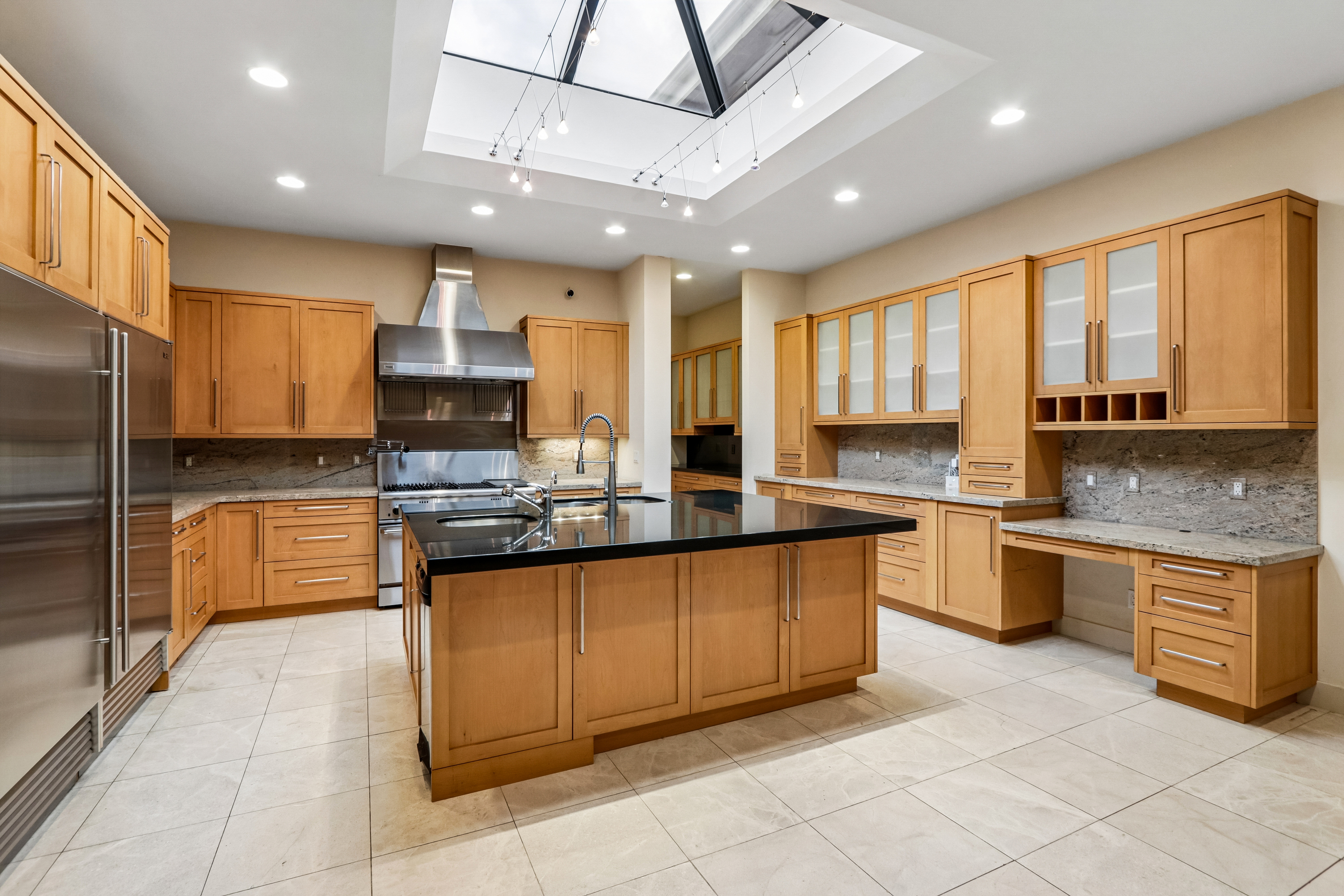 Photo 2 of 49 of 4986 S Fillmore Ct, Englewood, CO