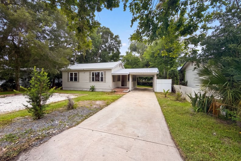 Main view of property