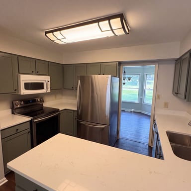 Property photo 2 of 6401 Forest Grove Dr