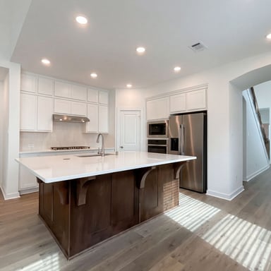 Property photo 2 of 118 Neches Nook Ct