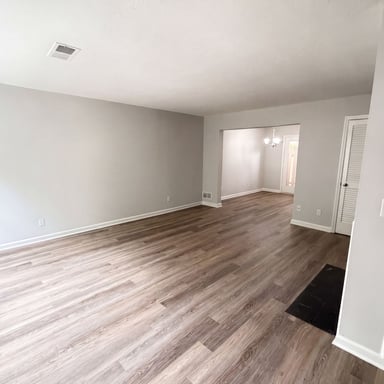 Property photo 3 of 237 Chads Ford Way
