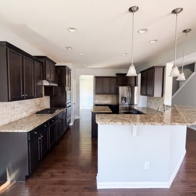 Property photo 2 of 1305 Ivey Grove Ct