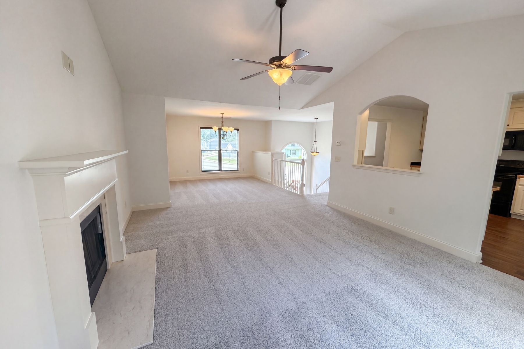 Property photo 3 of 2721 Berkshire Dr