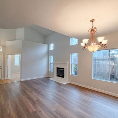 Property photo 3 of 224 Pinecrest Ct