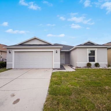 Property photo 1 of 4272 Moon Shadow Loop