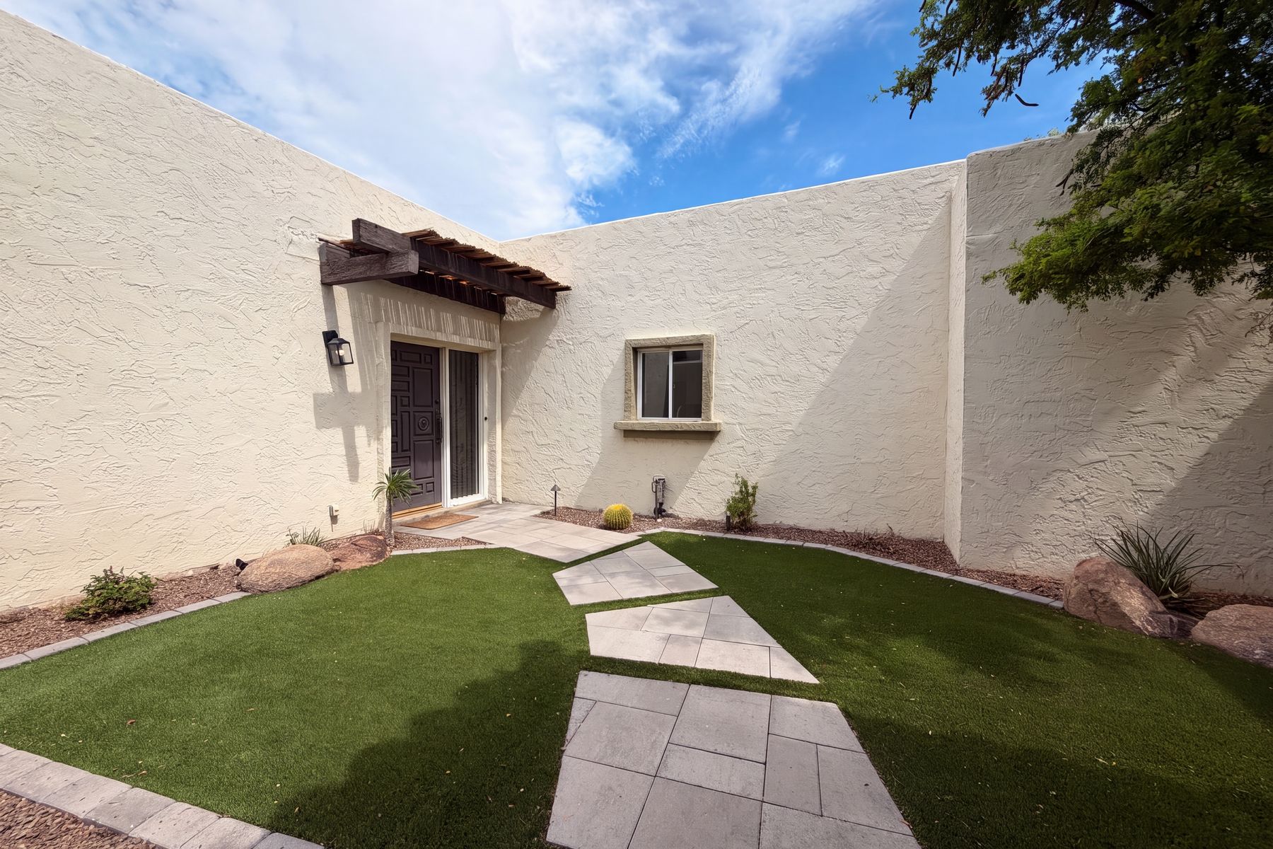 Photo 2 of 28 of 5341 N Questa Tierra Dr, Phoenix, AZ