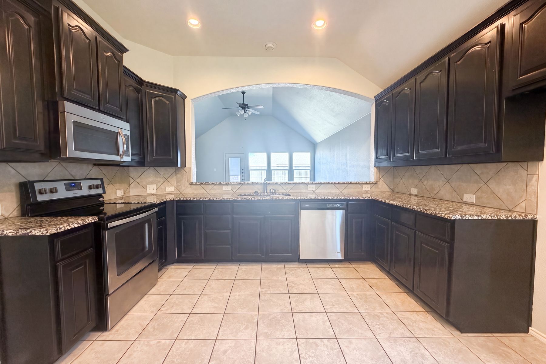Photo 2 of 21 of 11920 Hassop Ln, Burleson, TX