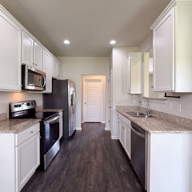 Property photo 2 of 734 Mitscher Dr