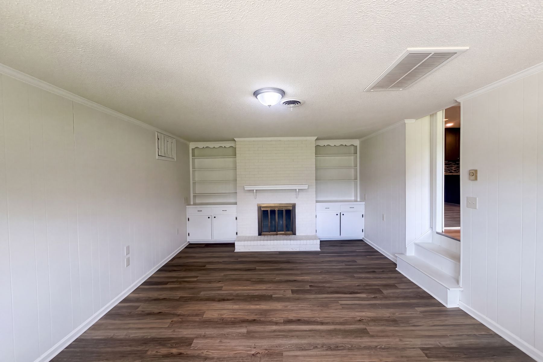 Property photo 3 of 4913 Millpoint Rd