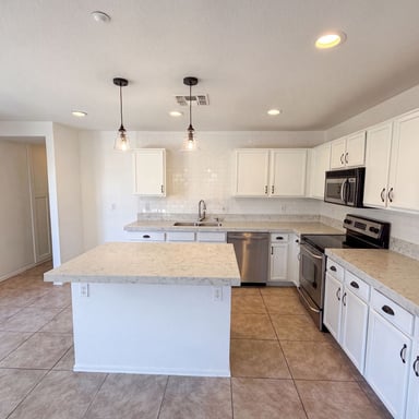 Property photo 2 of 7500 E Deer Valley Rd Unit 8