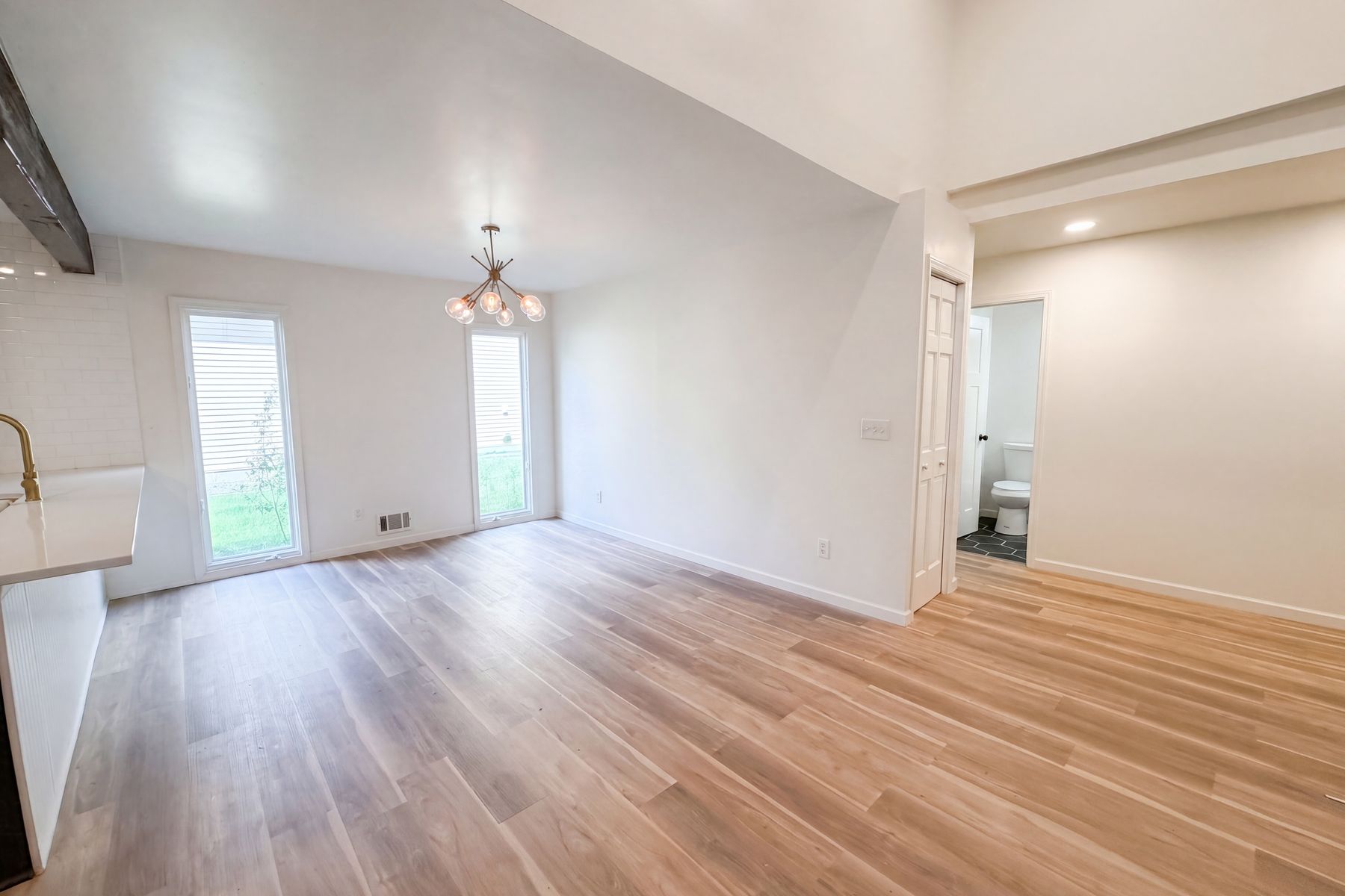 Property photo 3 of 1508 Boone Ave N