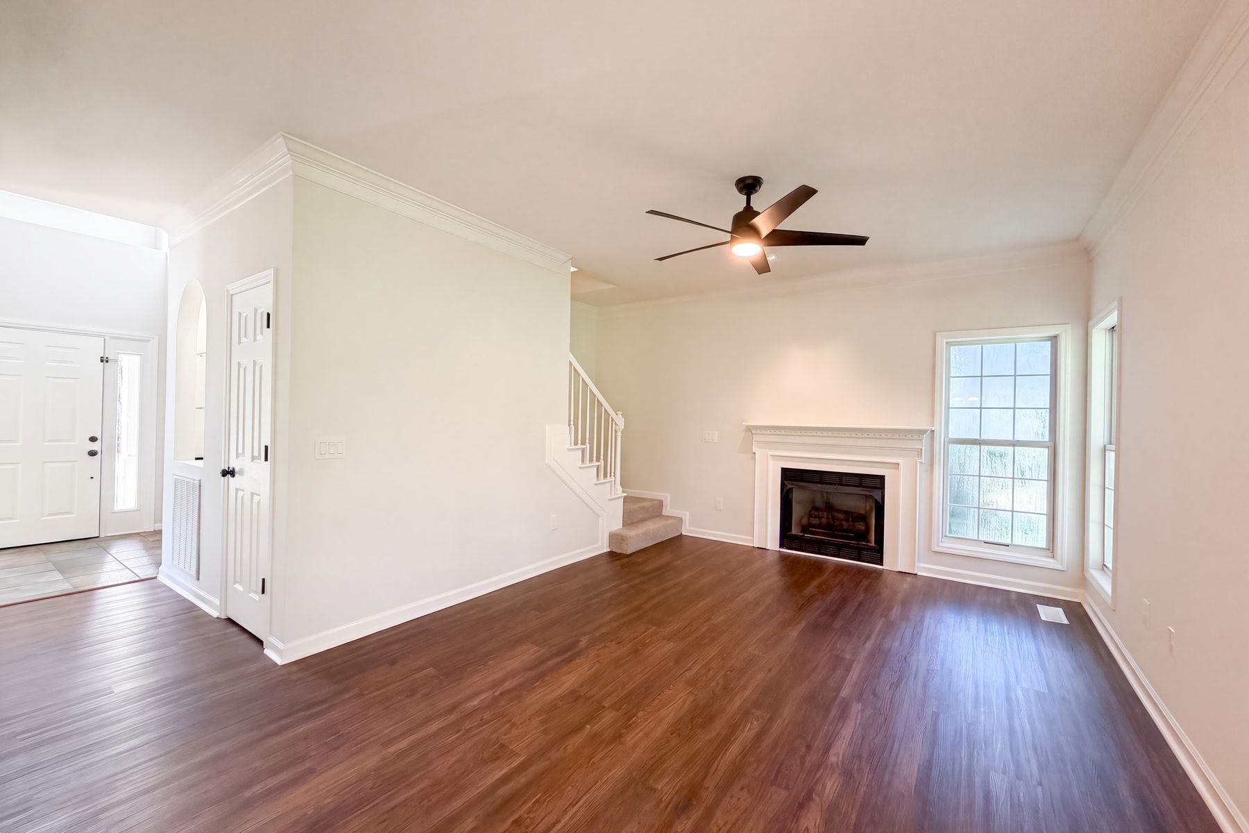 Property photo 3 of 2120 Spring Lake Dr
