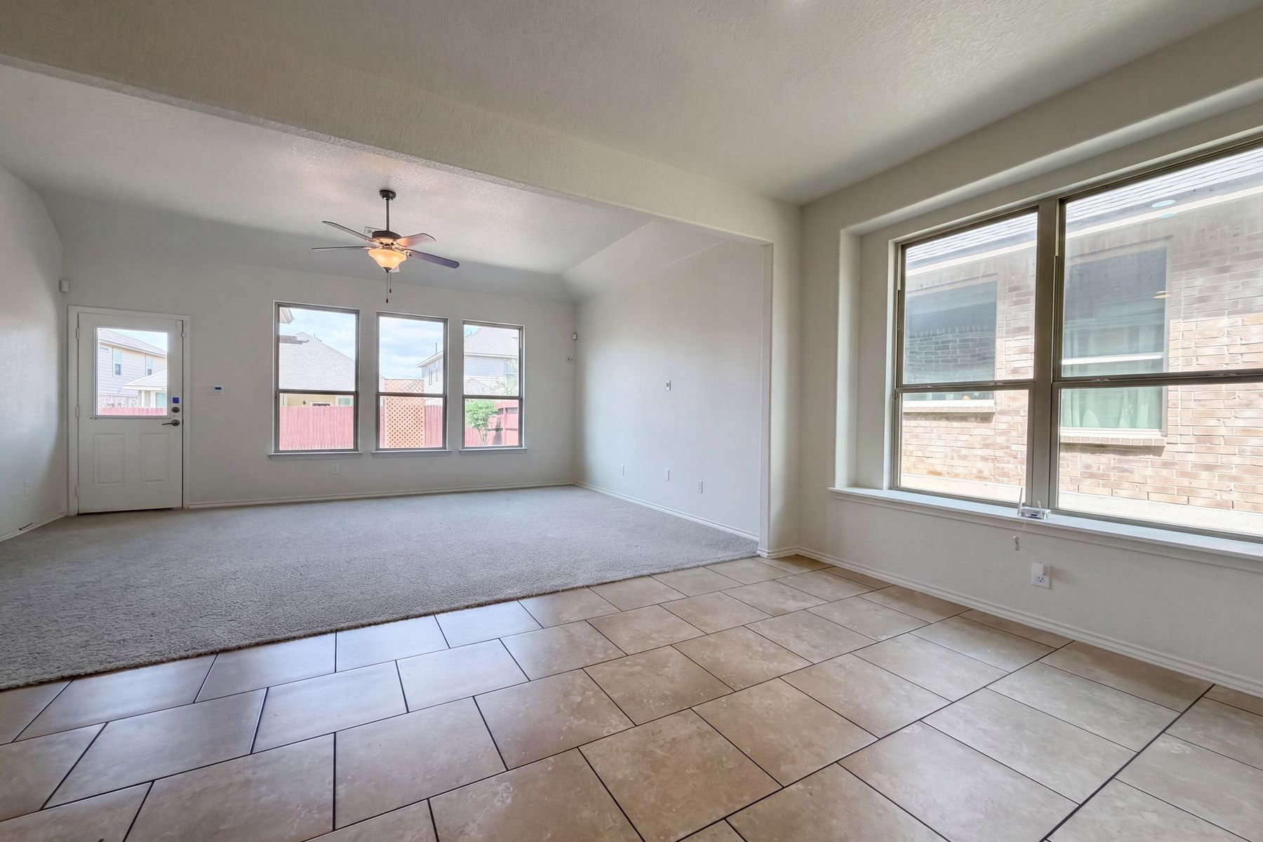 Property photo 3 of 5815 Akin Elm